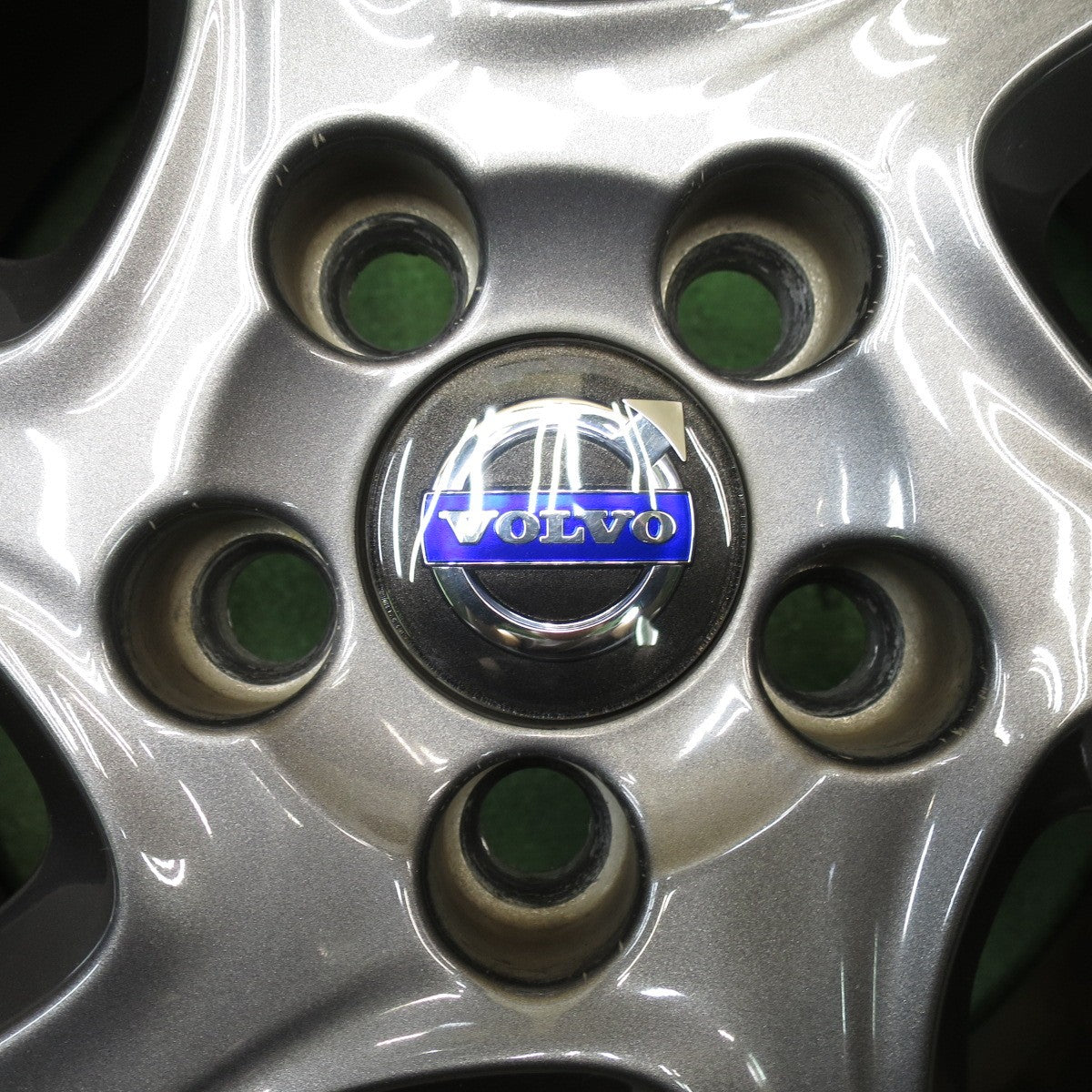 キレイ★ボルボ V40 クロスカントリー 純正 225/50R17 ブリヂストン レグノ GR-X2 17インチ PCD108/5H★5052704NJノ