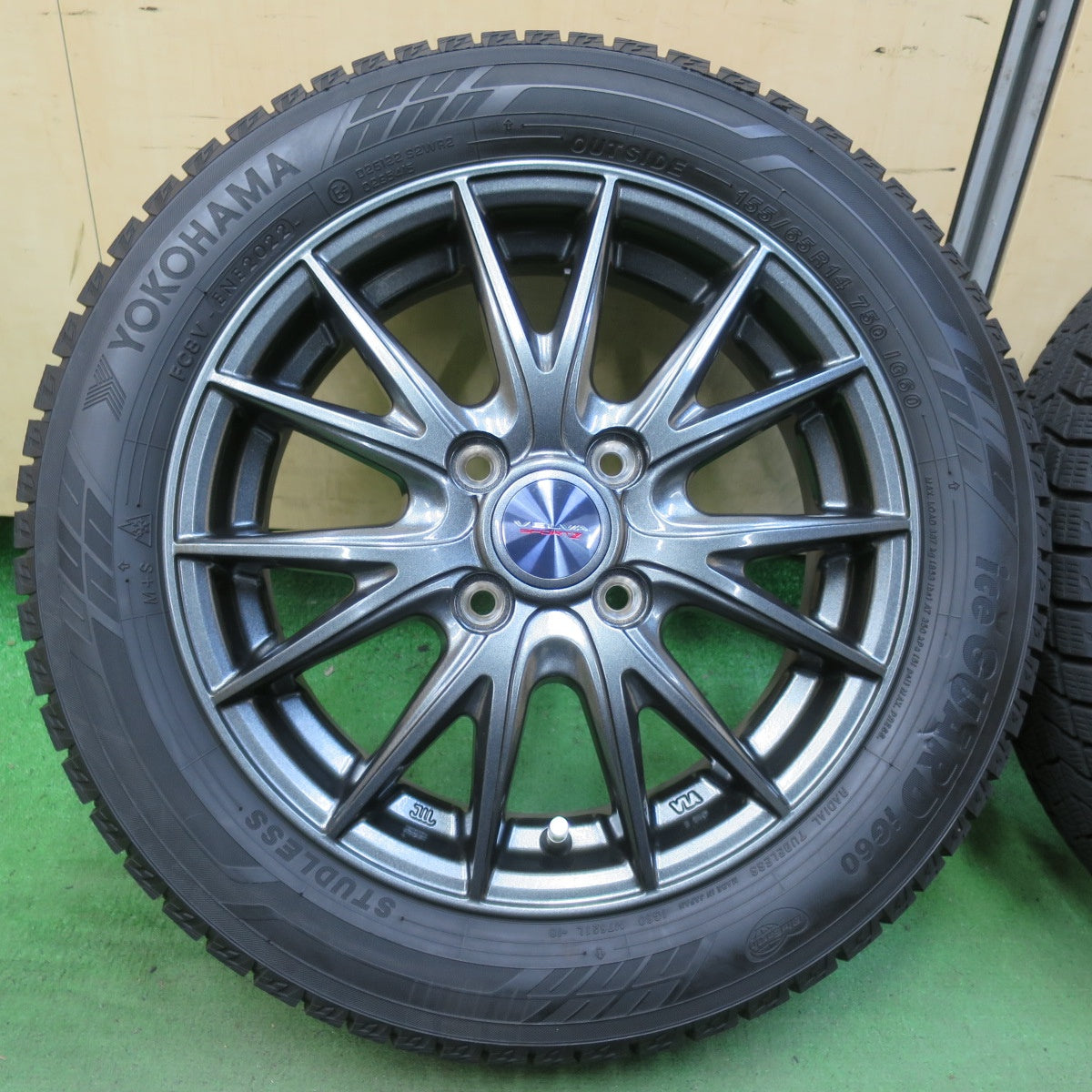 バリ溝!22年!キレイ!ほぼ10分★スタッドレス 155/65R14 ヨコハマ アイスガード iG60 VELVA SPORTZ ヴェルヴァ 14インチ PCD100/4H★5092910イス