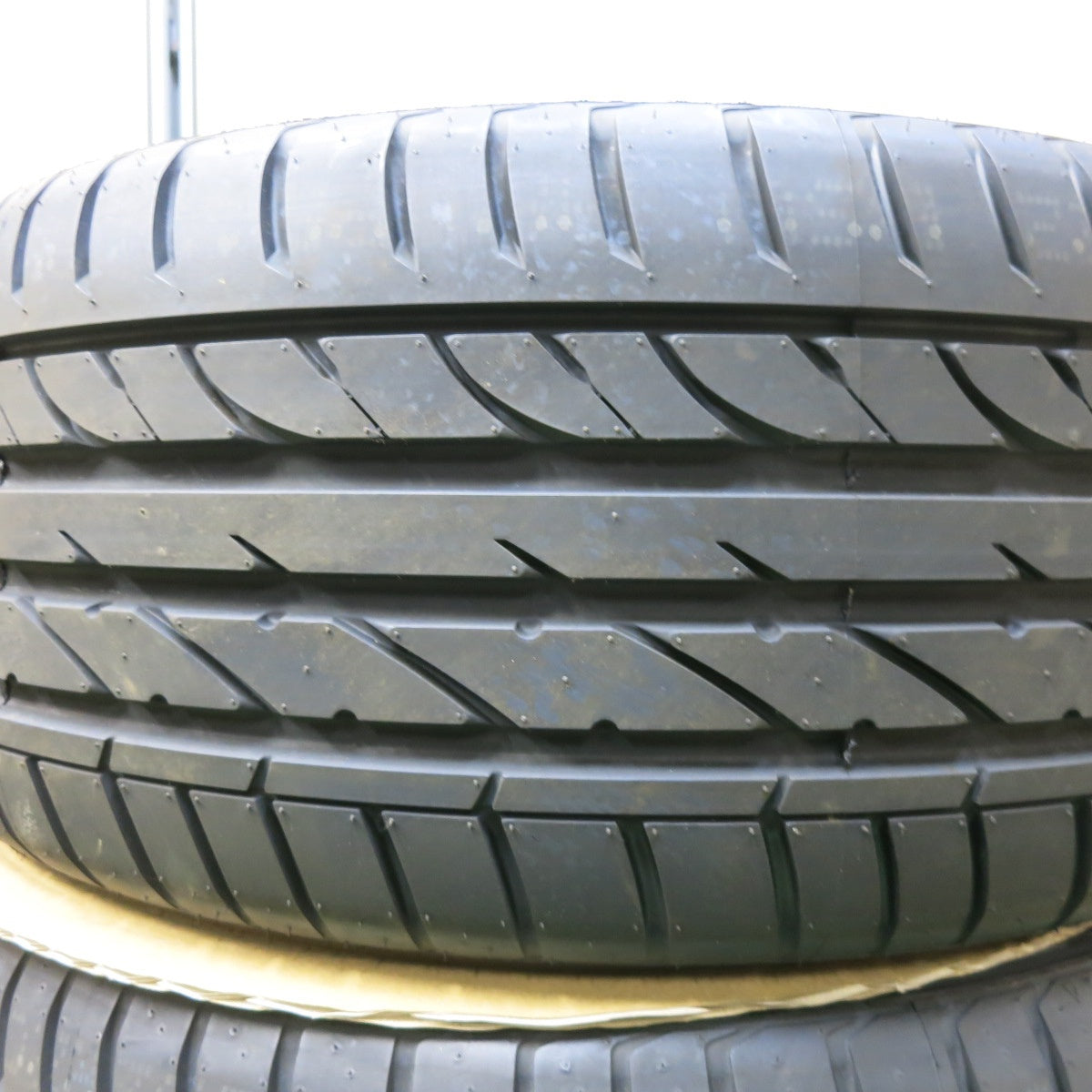 バリ溝!23年!ほぼ10分★Dynasty VELVET V7 225/35R20 サイルン ATREZZO ZSR ウィンラン R330 ダイナスティ 20インチ PCD139.7/6H★5050209SYノ