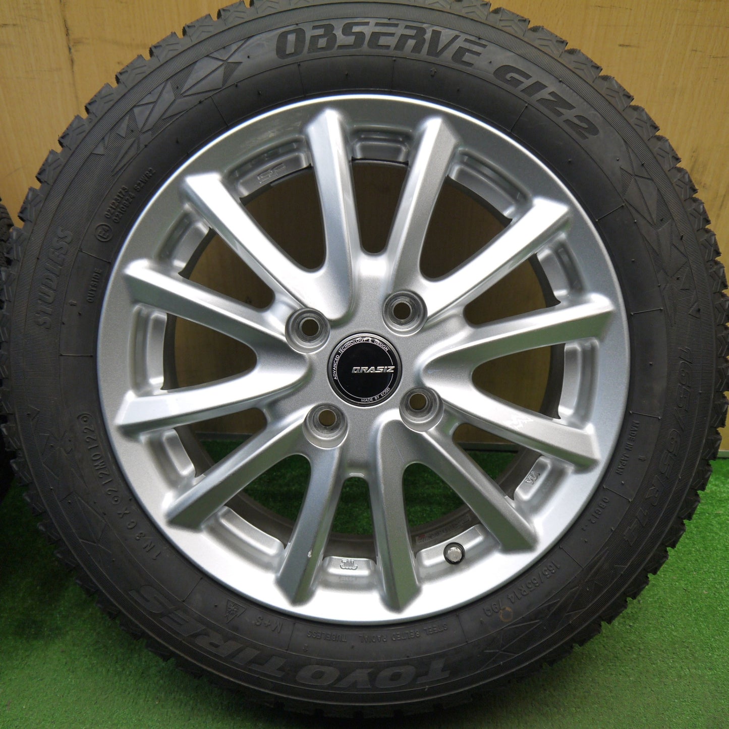 バリ溝!22年!キレイ!ほぼ10分★スタッドレス 165/65R14 トーヨー オブザーブ GIZ2 QRASIZ KOSEI コーセイ 14インチ ハスラー ソリオ 等 PCD100/4H★5043011Hス