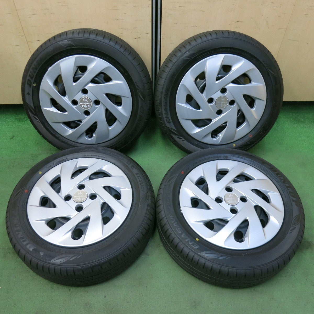 新車外し!23年★トヨタ カローラ フィールダー アクシオ 等 純正 スチール 185/60R15 ダンロップ エナセーブ EC300+ 15インチ PCD100/4H★5091105SKノ