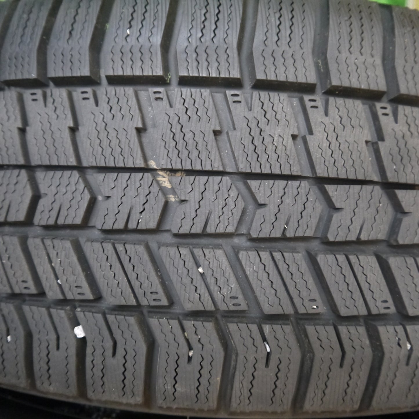 バリ溝!22年!キレイ!9.5分以上★BMW MINI 等 AFT ZINC 225/45R17 スタッドレス グッドイヤー アイスナビ8 ザンク 17インチ PCD112/5H★5062310Hス