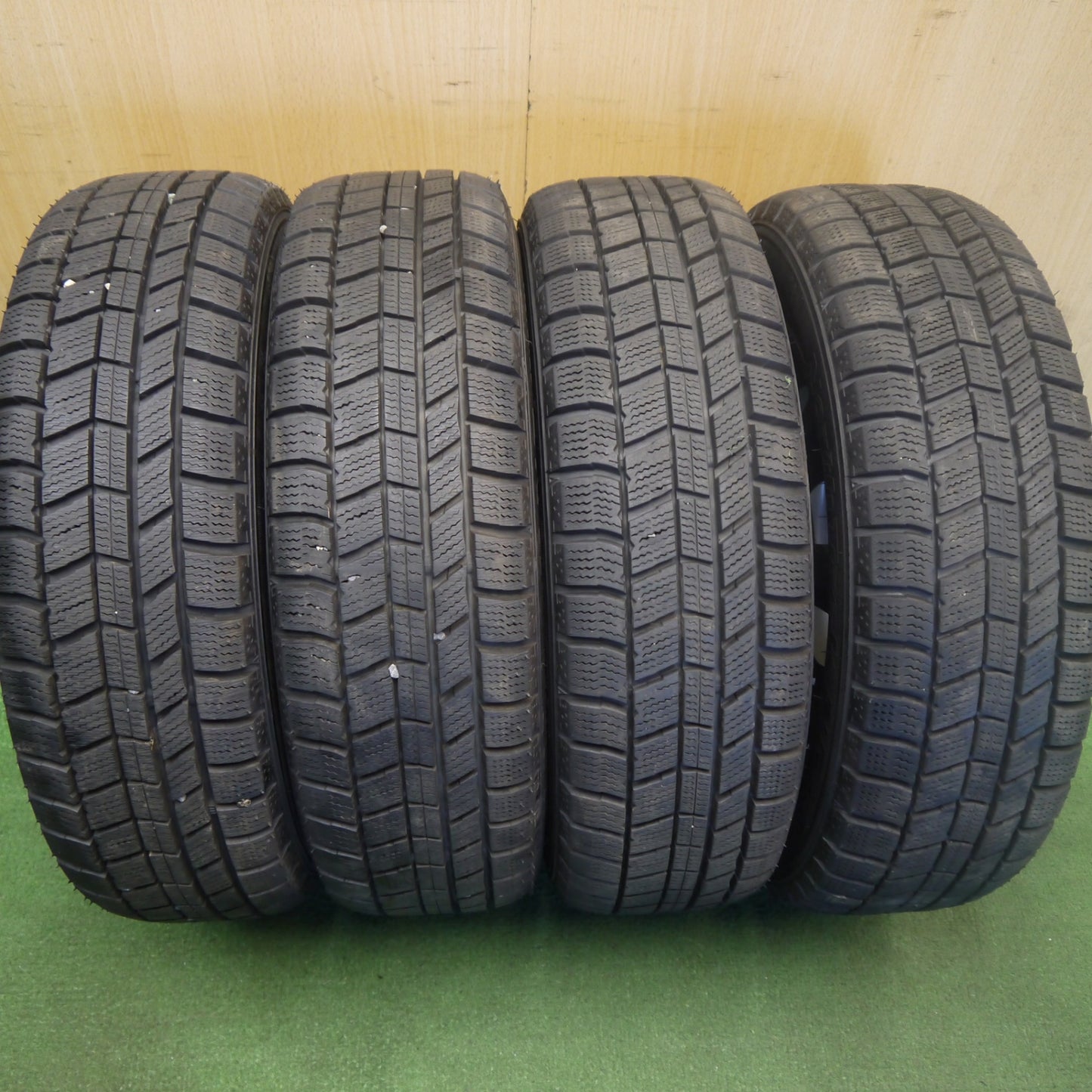バリ溝!24年!9.5分以上◎スタッドレス 155/65R13 オートバックス ノーストレック N5 PRAUZER プラウザー 13インチ PCD100/4H◎6080706Hス