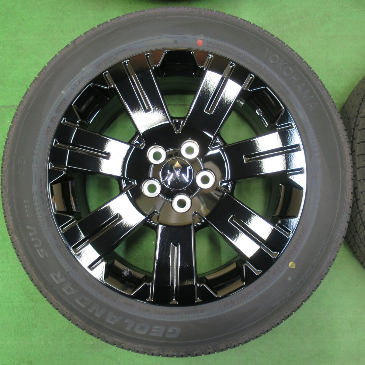 新車外し!24年★三菱 デリカ D:5 シャモニー 純正 225/55R18 ヨコハマ ジオランダー SUV G055 G055E 18インチ PCD114.3/5H★4120308イノ