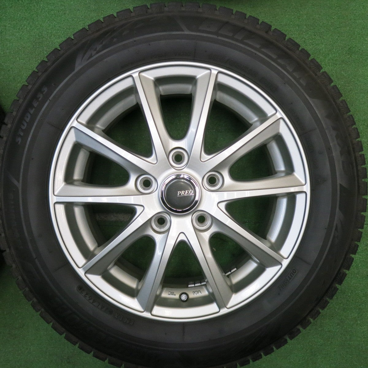 バリ溝!22年!キレイ!9.5分★スタッドレス 185/65R15 ブリヂストン ブリザック VRX3 PREO プレオ 15インチ PCD114.3/5H★5041506TNス