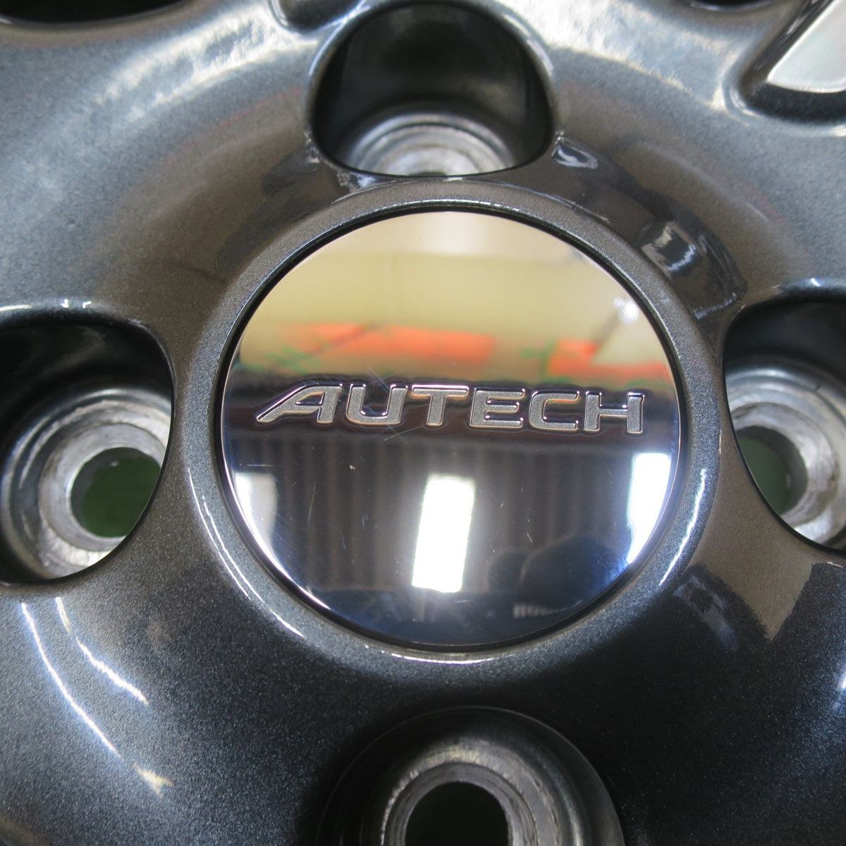 バリ溝!23年!キレイ!ほぼ10分★日産 ノート e-POWER AUTECH 純正 185/65R15 スタッドレス ダンロップ ウインターマックス WM02 オーテック 15インチ PCD100/4H★5092312イス