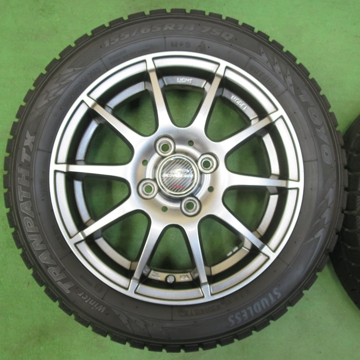 バリ溝!キレイ!ほぼ10分★スタッドレス 155/65R14 トーヨー ウインター トランパス TX SCHNEIDER シュナイダー 14インチ PCD100/4H★5022409イス