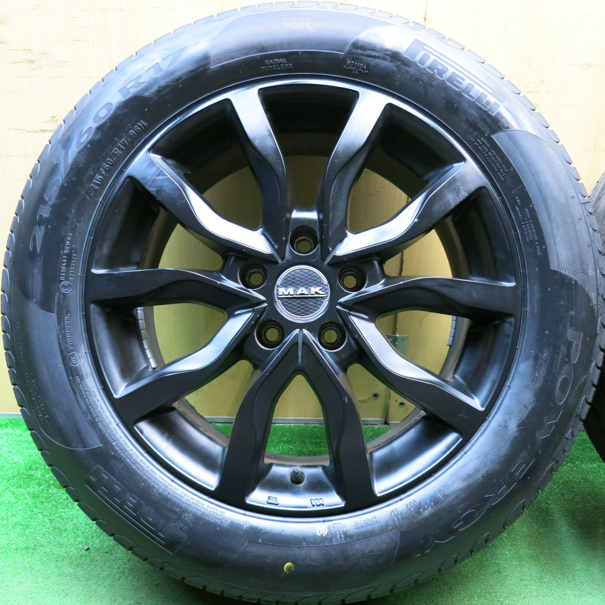 タイヤ未使用!24年★MAK KOLN 215/60R17 ピレリ POWERGY マック ケルン パワジー 17インチ PCD114.3/5H★5053109HAノ