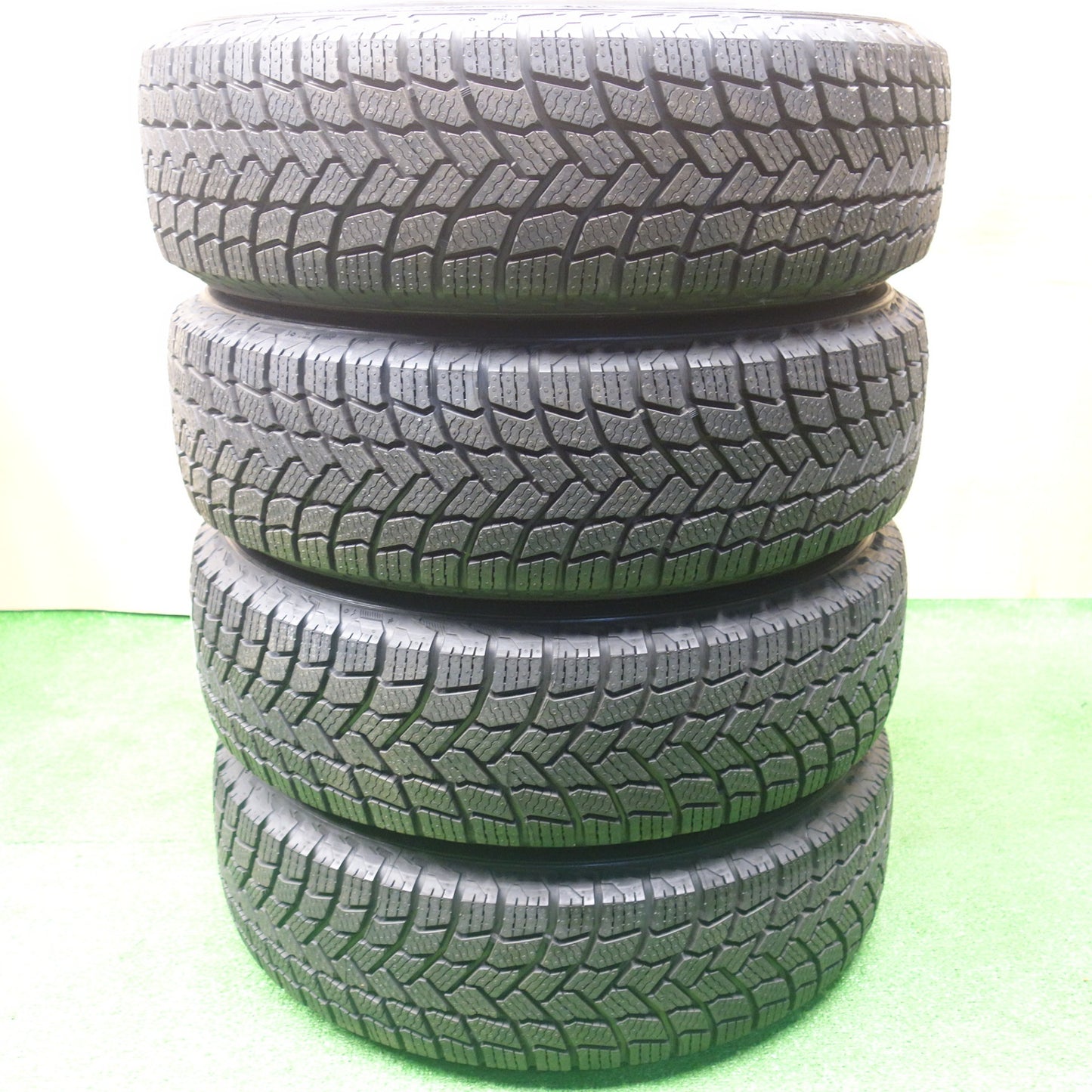 未使用!23年★スタッドレス 175/70R14 ミシュラン X-ICE SNOW ravrion RS01 ラブリオン 14インチ PCD100/4H★6010502KTス