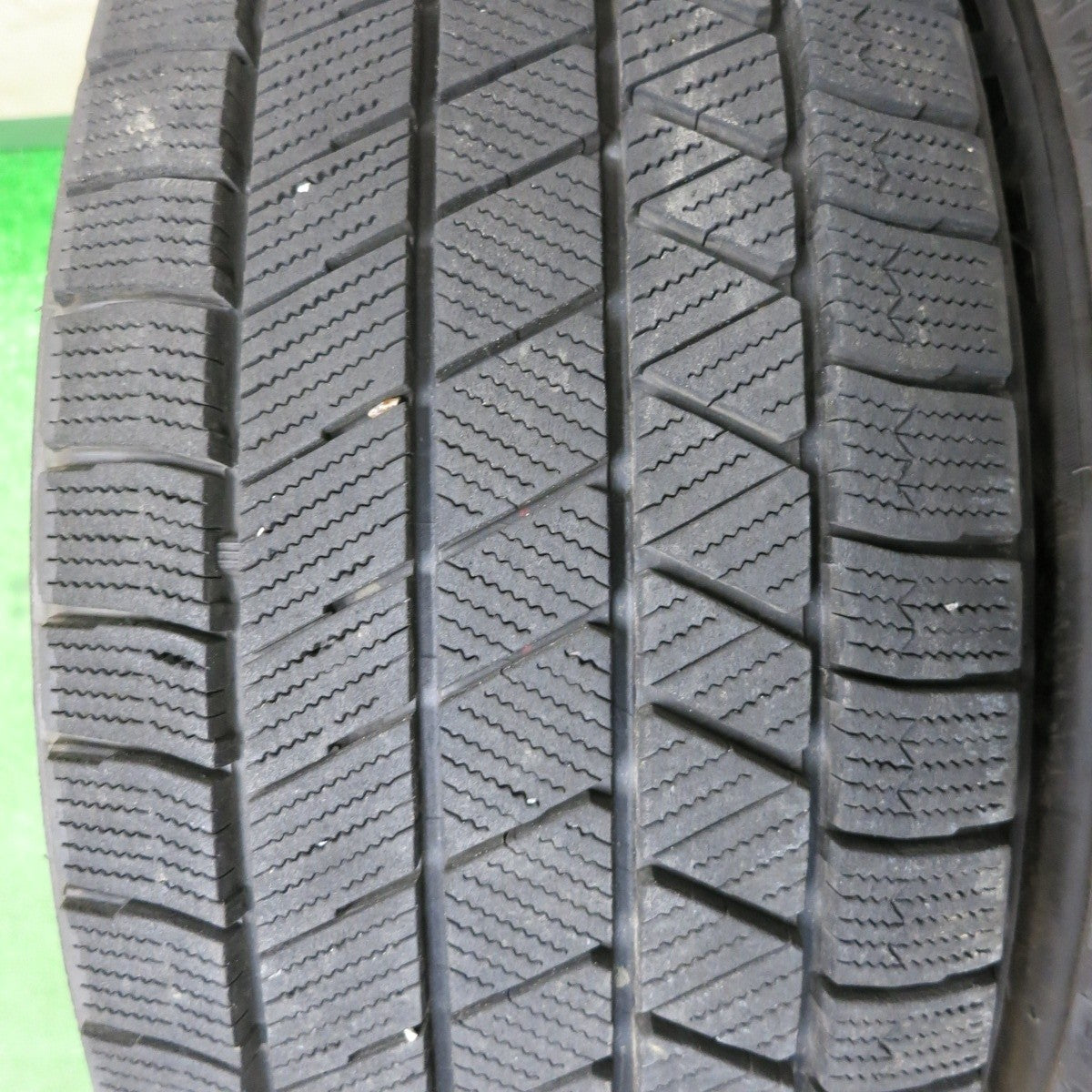 バリ溝!21年!9分!2本★スタッドレス 195/55R16 ブリヂストン ブリザック VRX3 タイヤ 16インチ フィールダー プリウス ウィングロード ミニ 等★5011601NJスタ
