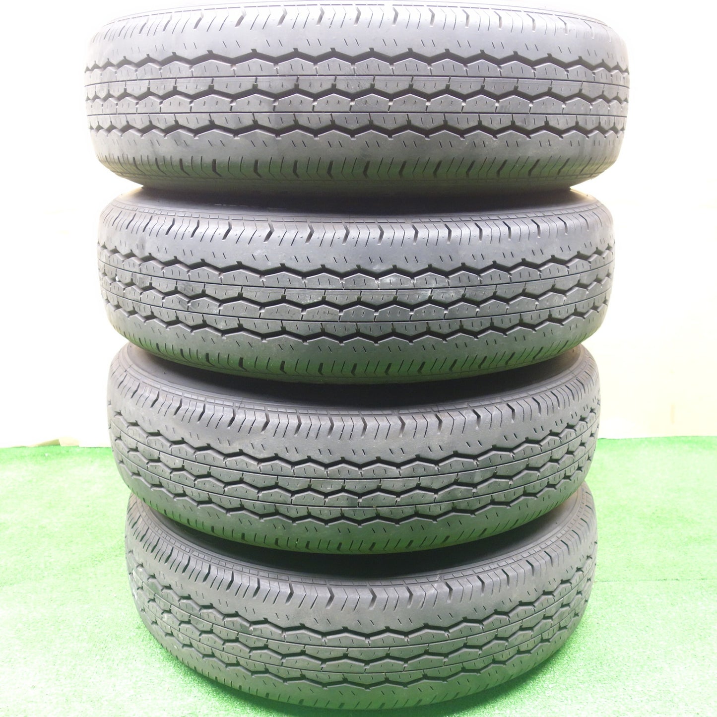 バリ溝!25年!キレイ!9.5分以上★トヨタ 200系 ハイエース 純正 スチール 195/80R15 107/105S ブリヂストン エコピア RD613 15インチ PCD139.7/6H★5122505KTノ