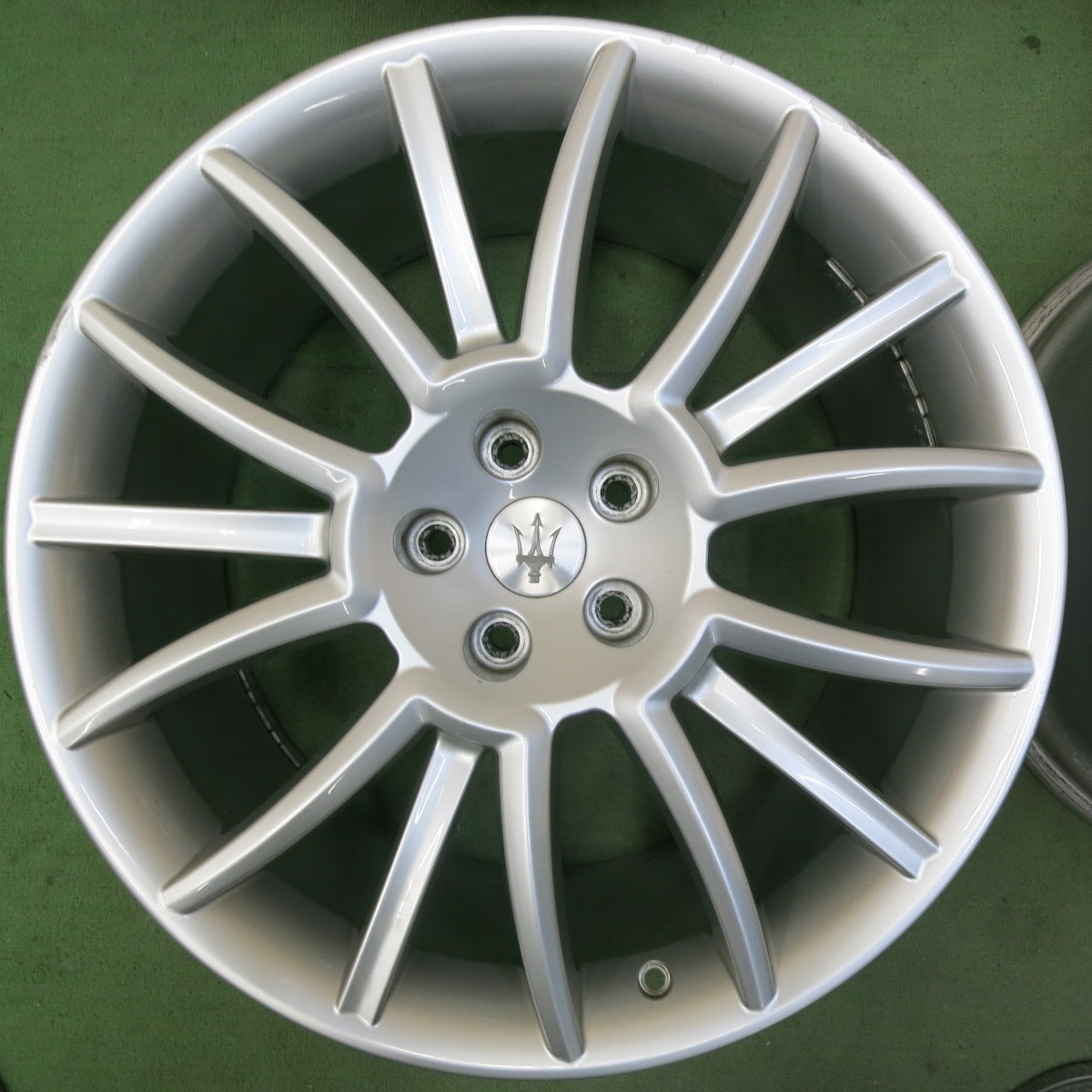 4本価格★マセラティ グランカブリオ グラントゥーリズモ 純正 ホイール 20インチ 20×8.5J 20×10.5J PCD114.3/5H★5051601SYホ