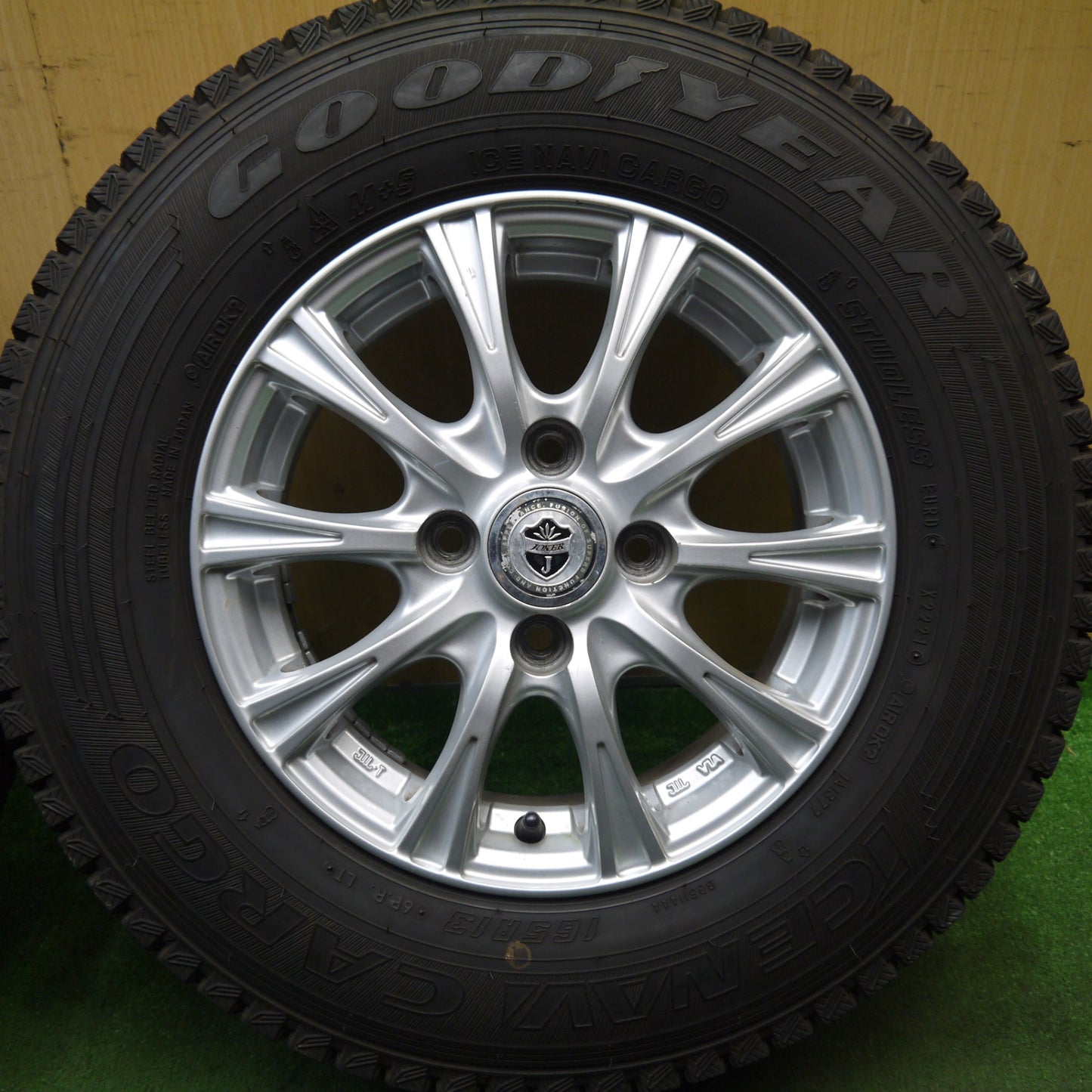 バリ溝!21年!キレイ!9.5分★スタッドレス 165R13 6PR グッドイヤー アイスナビ カーゴ JOKER ジョーカー 13インチ PCD100/4H★5080404Hス