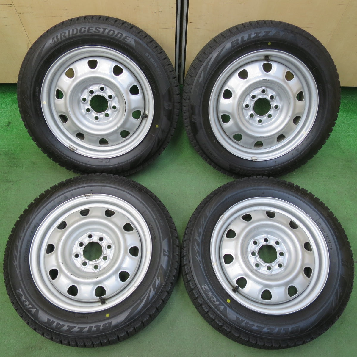 バリ溝!21年!キレイ!9分★スタッドレス 175/65R15 ブリヂストン ブリザック VRX2 TOPY スチール ホイール 15インチ PCD100 114.3/4H マルチ★5103005イス