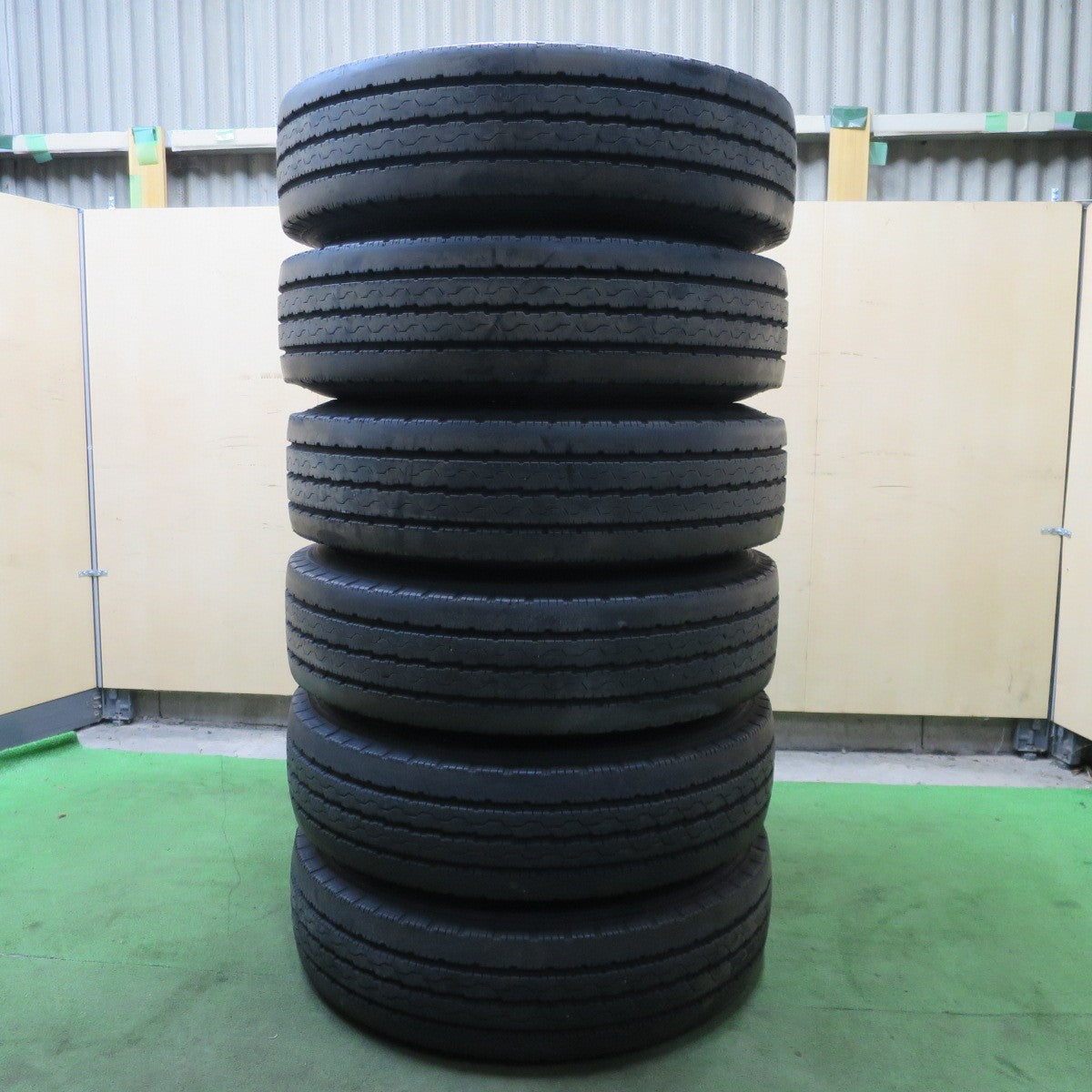 バリ溝!8.5分!6本★トラック タイヤ 215/85R16 120/118L ブリヂストン デュラビス R205 TOPY スチール 128-8TC DURAVIS 16インチ PCD222.25/6H★6021801ナノ