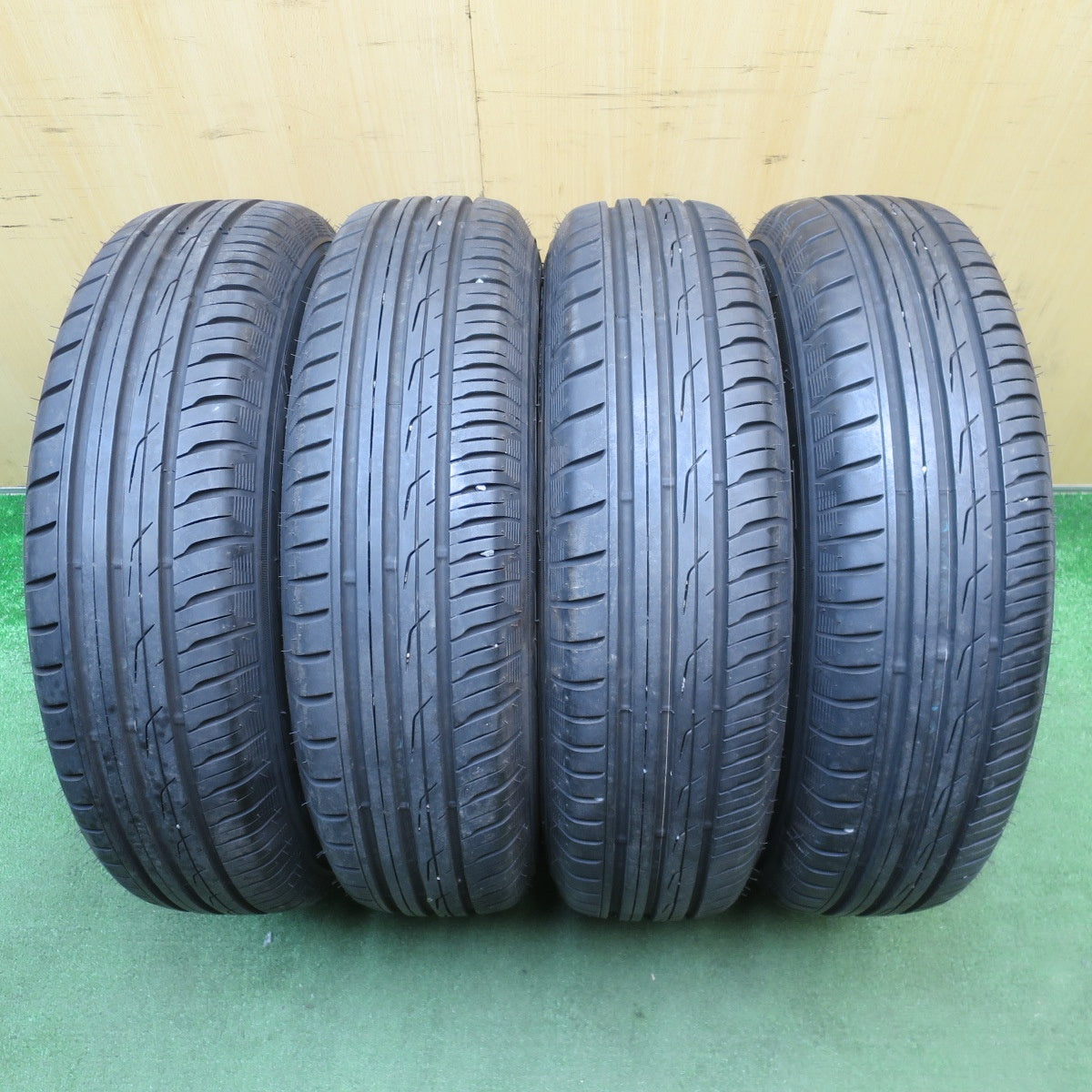 バリ溝!9.5分★ダイハツ テリオスキッド 純正 175/80R15 トーヨー プロクセス CF2 SUV 15インチ PCD114.3/5H★6022403NJノ