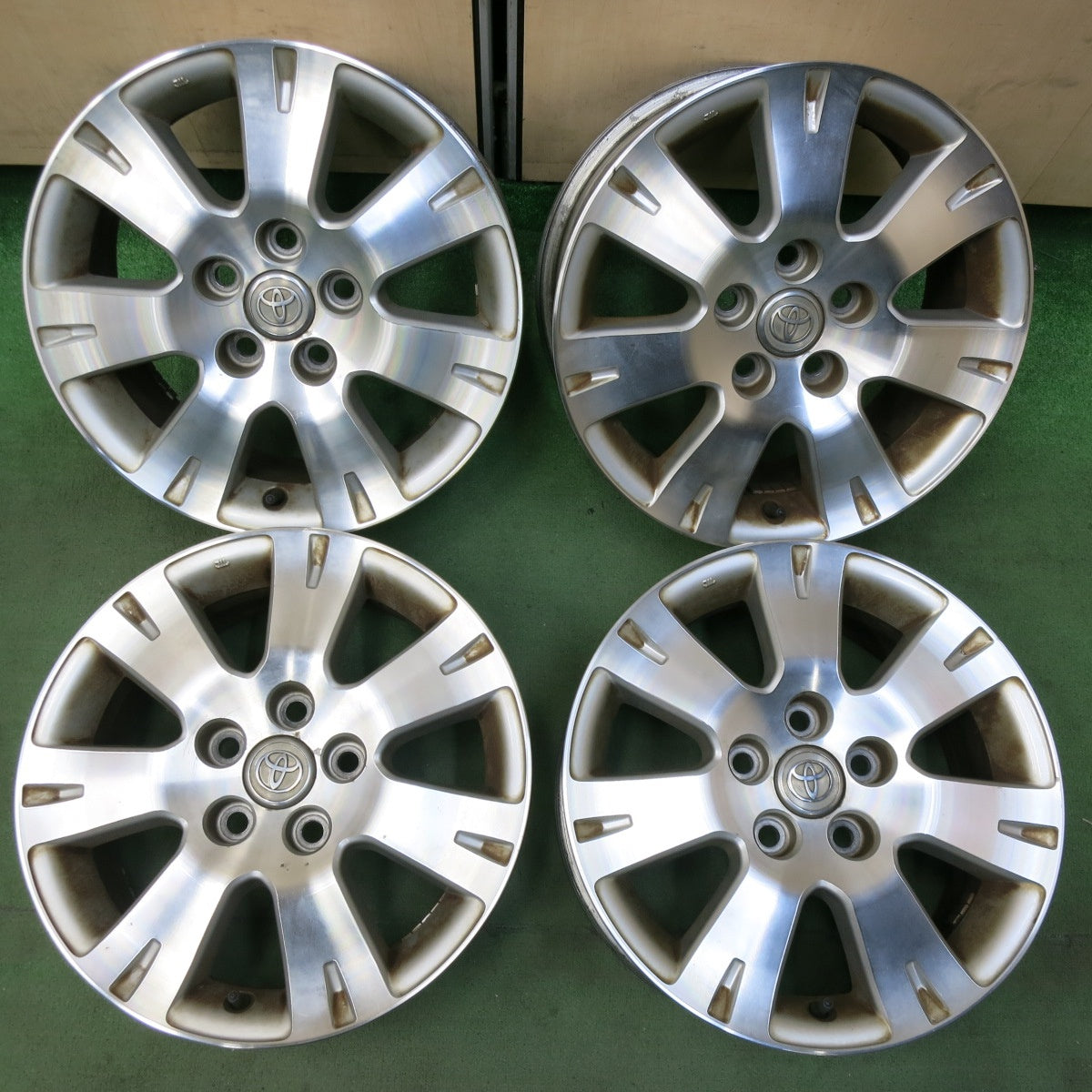 中古】アルファード純正 16インチ アルミホイール 4本 トヨタ