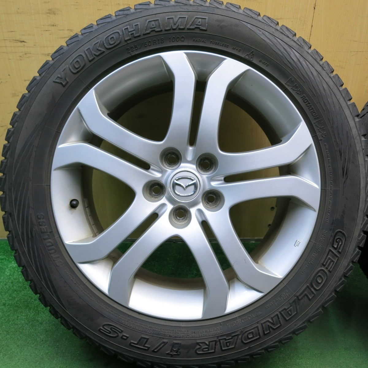 4本価格★マツダ MPV 純正 225/60R18 スタッドレス ヨコハマ ジオランダー i/T-S 18インチ PCD114.3/5H★5062904HAス