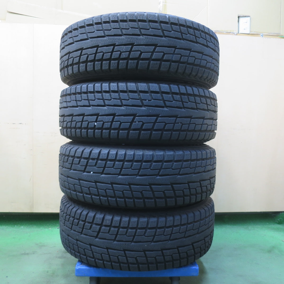バリ溝!9.5分★スタッドレス 225/65R17 ヨコハマ ジオランダー i/T-S ALZE 社外 アルミ 17インチ PCD114.3/5H★6042104イス