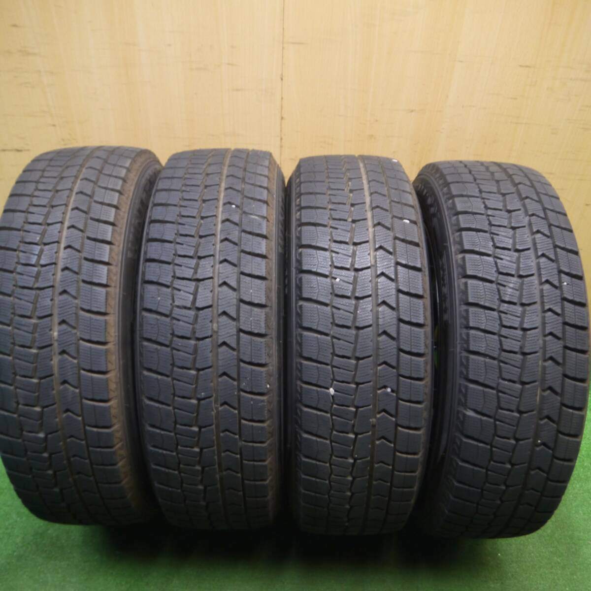 超バリ溝!21年!ほぼ10分★ロッキー ライズ 等 195/60R17 スタッドレス ダンロップ ウインターマックス WM02 STRANGER ストレンジャー 17インチ PCD100/5H★4122407Hス