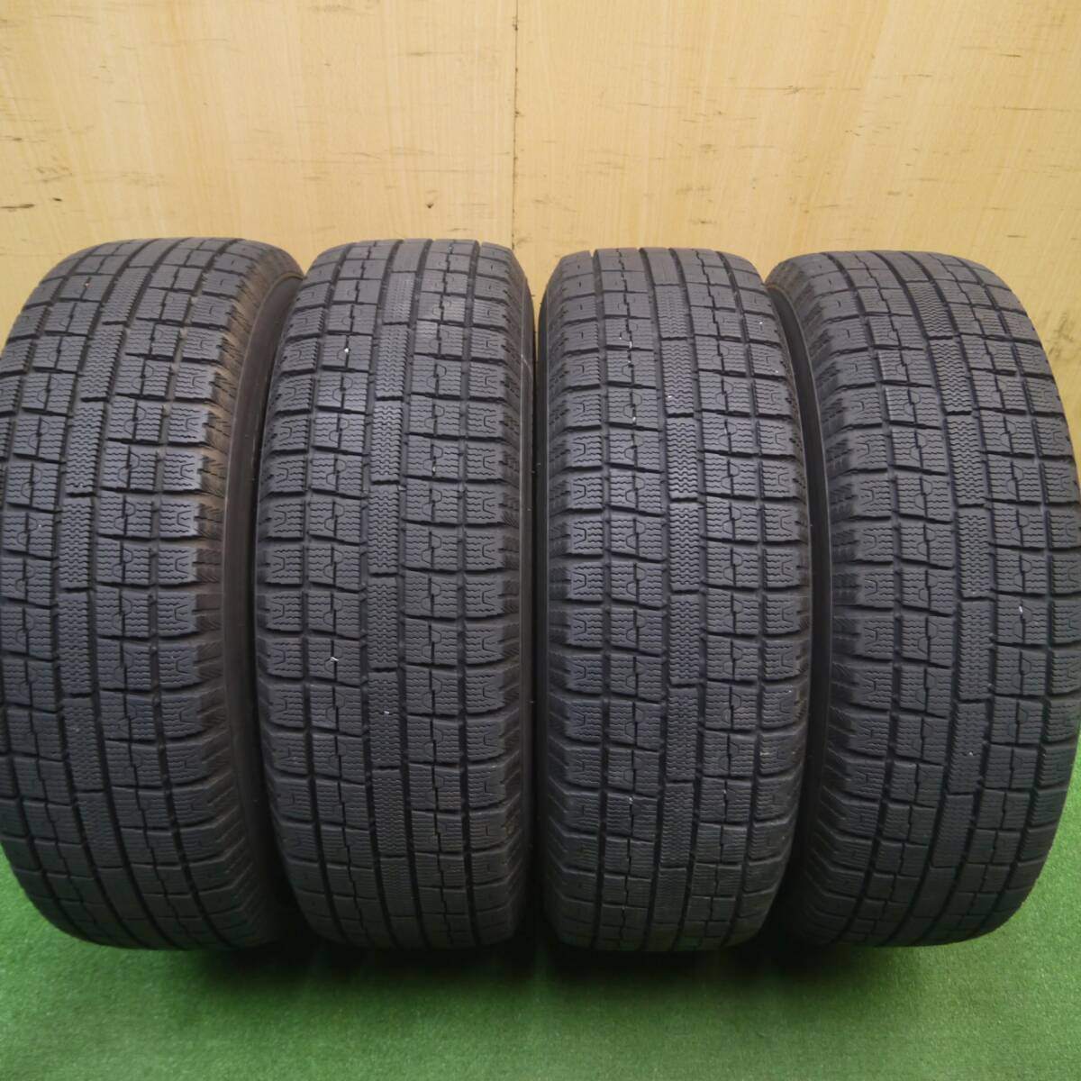 バリ溝!キレイ!9.5分★スタッドレス 185/70R14 トーヨー ガリット G5 JOKER ジョーカー 14インチ PCD100/4H★4112702Hス