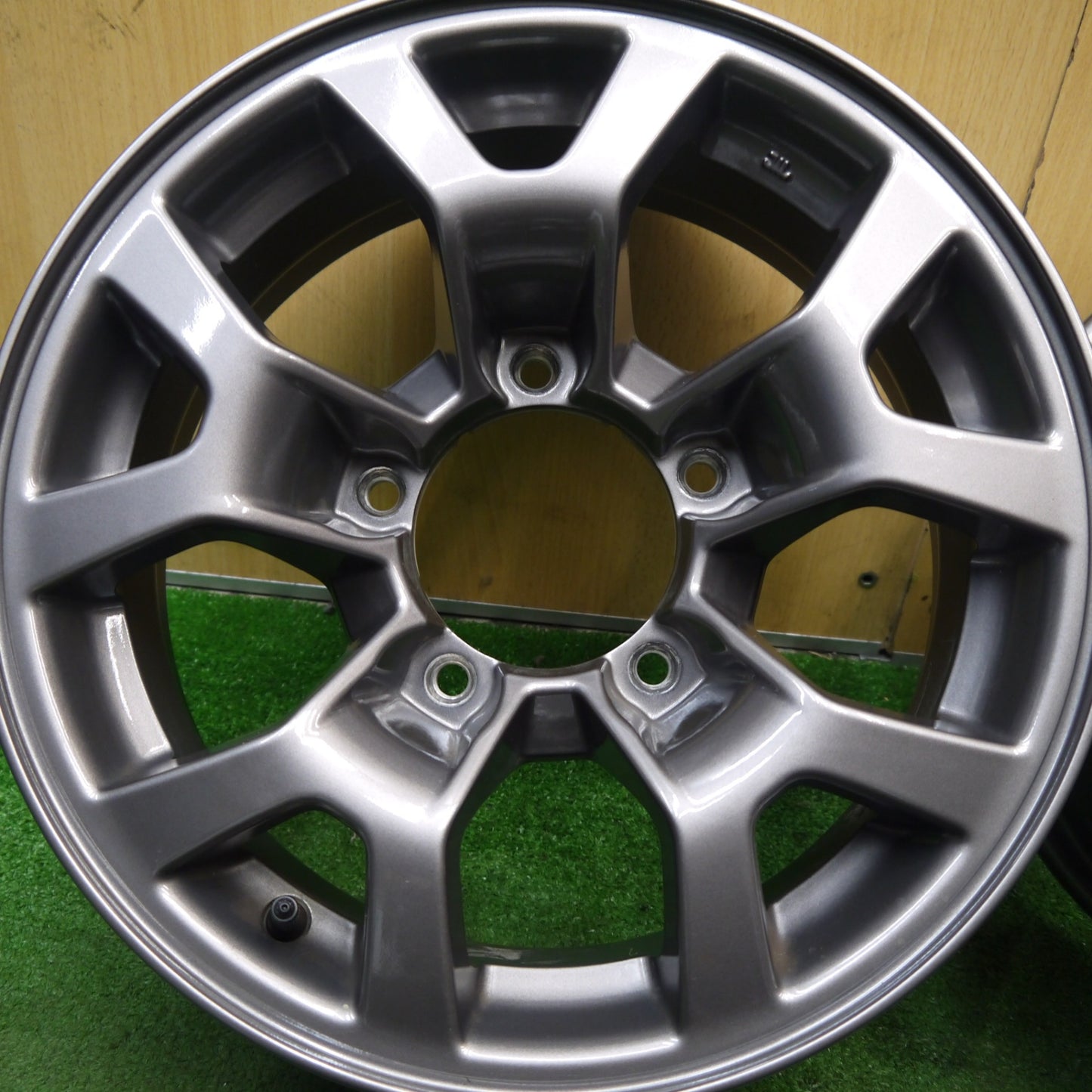 キレイ★スズキ JB74W ジムニーシエラ 純正 ホイール 15インチ 15×5.5J PCD139.7/5H★5070406Hホ