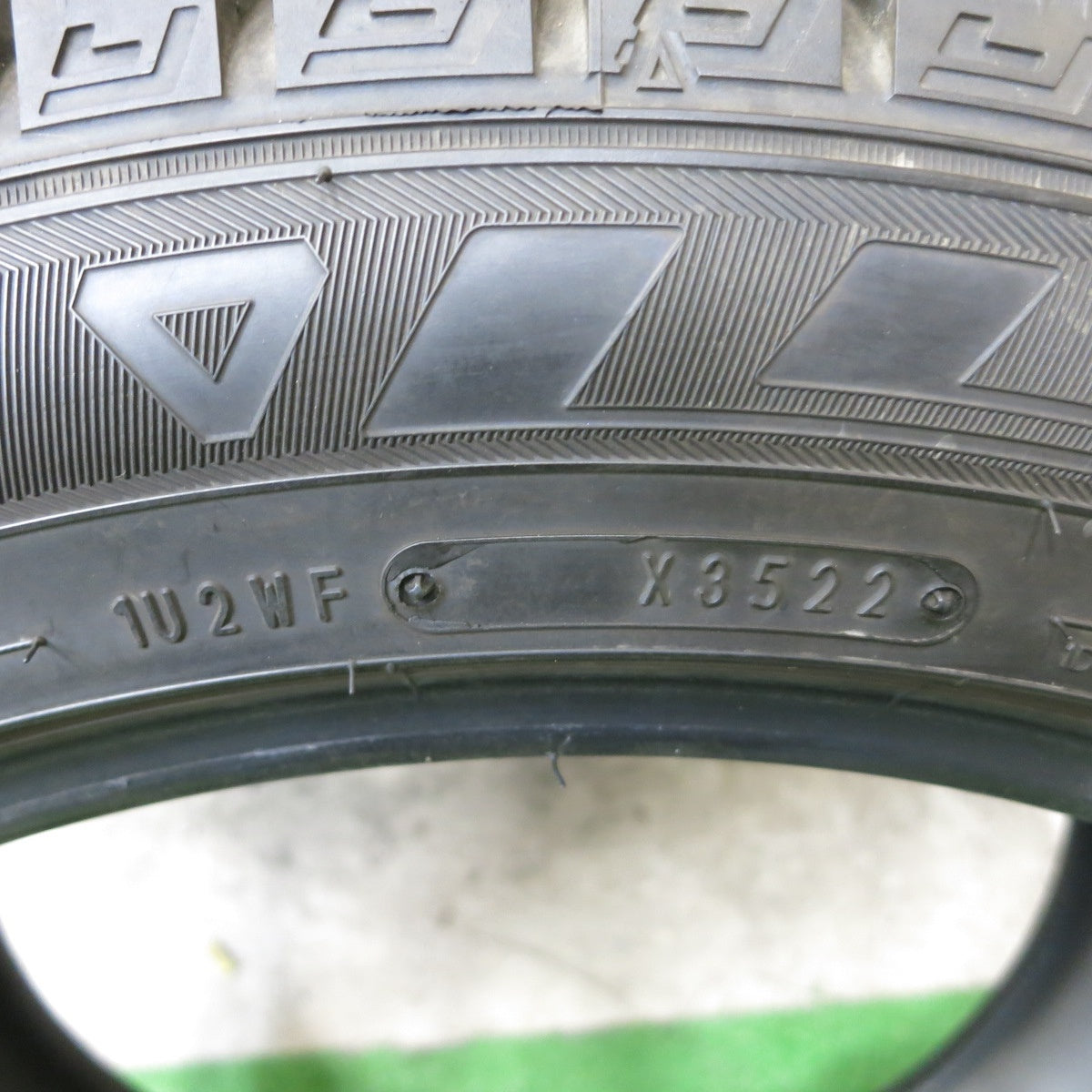 超バリ溝!22年!9.5分以上!1本★スタッドレス 255/45R18 ダンロップ ウインターマックス 03 タイヤ 18インチ ベンツ BMW 等★5073005ナスタ