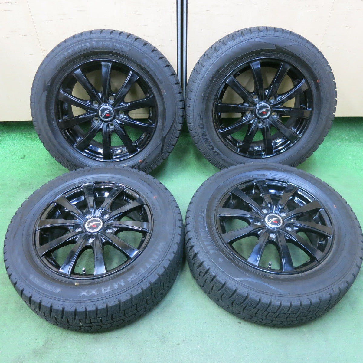 バリ溝!22年!キレイ!9.5分★スタッドレス 195/65R15 ダンロップ ウインターマックス WM02 Fang ファング 15インチ PCD114.3/5H★5092903SKス