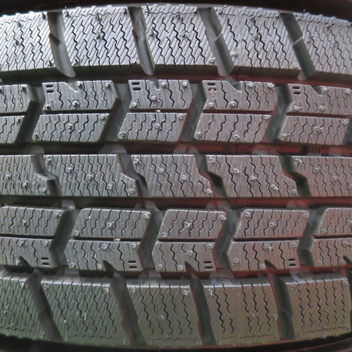 タイヤほぼ未使用!23年!キレイ★スタッドレス 175/65R15 グッドイヤー アイスナビ7 RiZLEY ライツレー 15インチ PCD100/4H★5010705イス