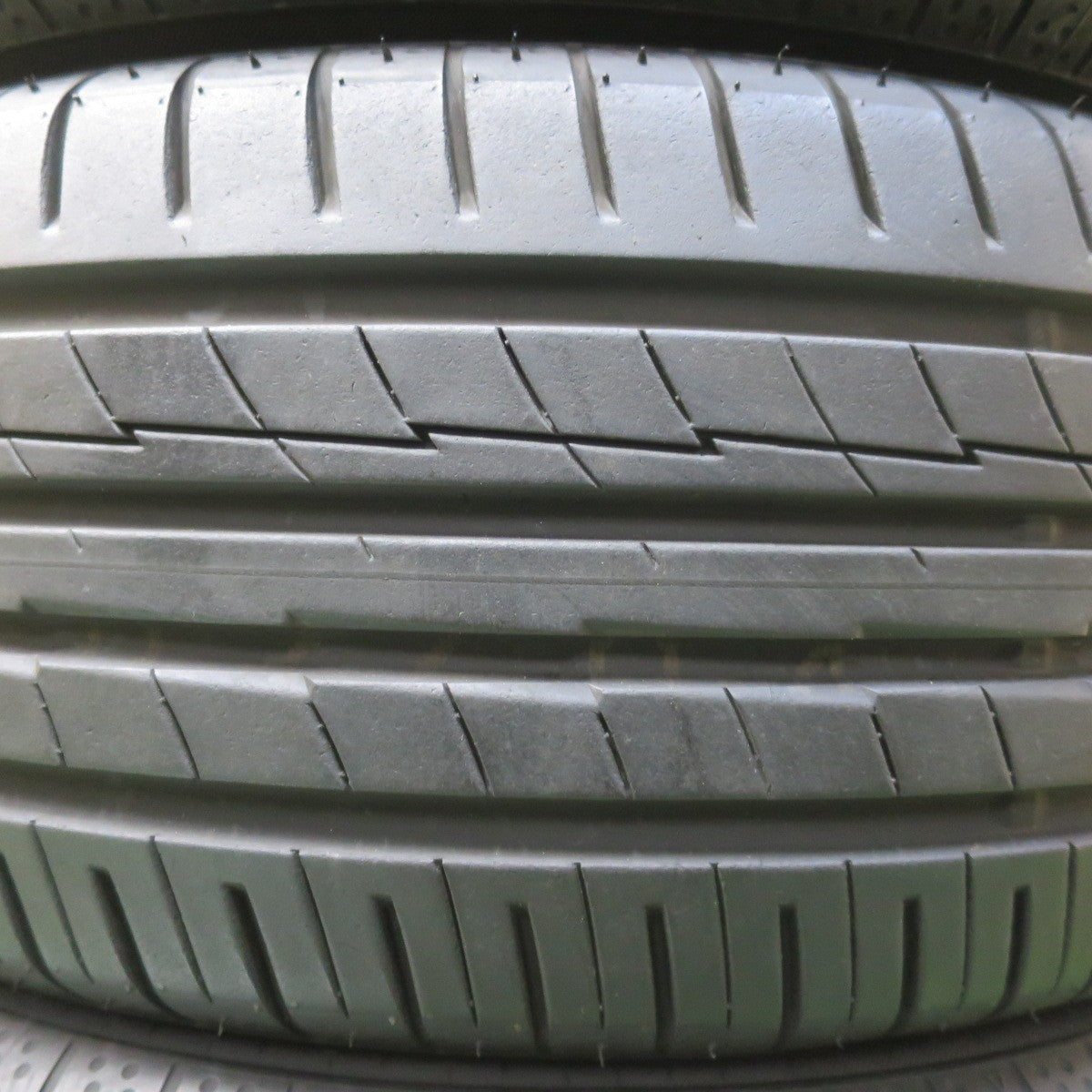 バリ溝!9.5分★205/55R16 ヨコハマ BluEarth-A AE50 ブルーアース 16インチ タイヤ 86 BRZ アクセラ アイシス ブレイド アコード 等★6030406イノタ