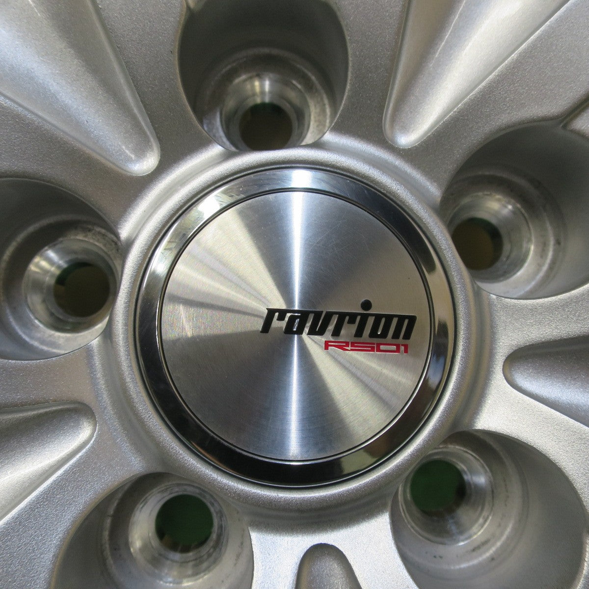 超バリ溝!22年!キレイ!ほぼ10分★ライズ ロッキー 等 195/65R16 スタッドレス グッドイヤー アイスナビ7 ravrion RS01 ラブリオン 16インチ PCD100/5H★5090904イス