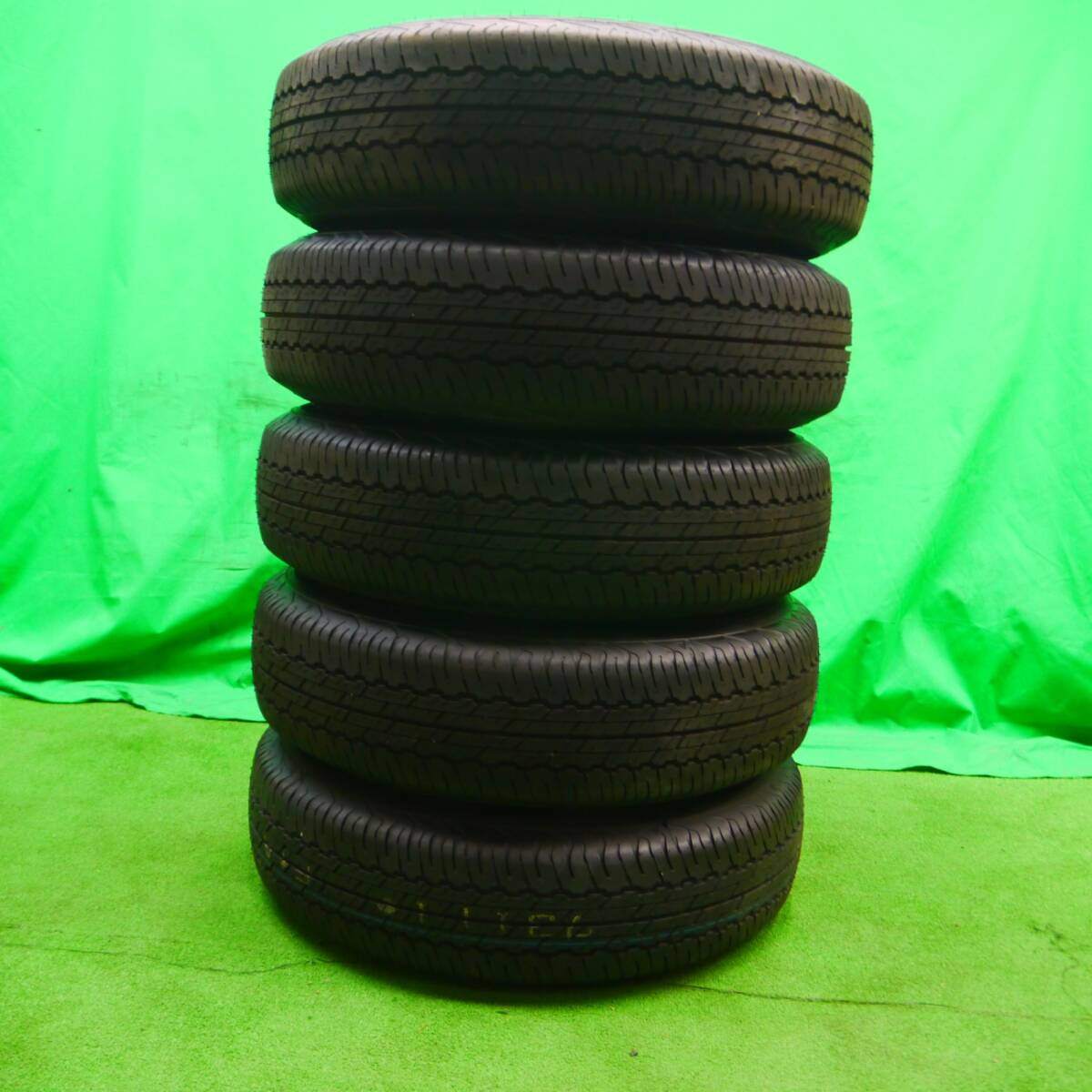 新車外し 22年 23年 5本★スズキ JB74W ジムニー シエラ 純正 195/80R15 ダンロップ AT20 グラントレック PCD139.7/5H★3101703HDノ