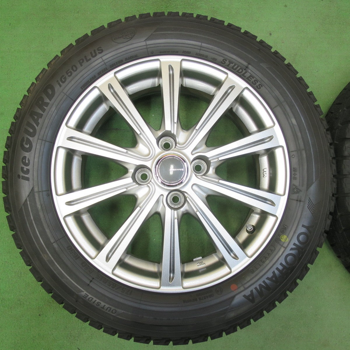 超バリ溝!キレイ!ほぼ10分★スタッドレス 175/65R15 ヨコハマ アイスガード iG50 プラス MiLLOUS ミルアス 15インチ PCD100/4H★5042509イス