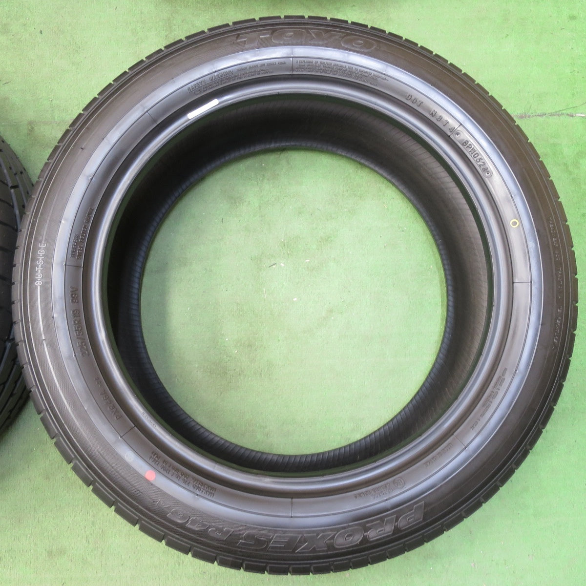 新車外し!24年★225/55R19 トーヨー プロクセス R46A タイヤ 19インチ ハリアー 40 アルファード ヴェルファイア CX-5 CX-8 等★5043008イノタ