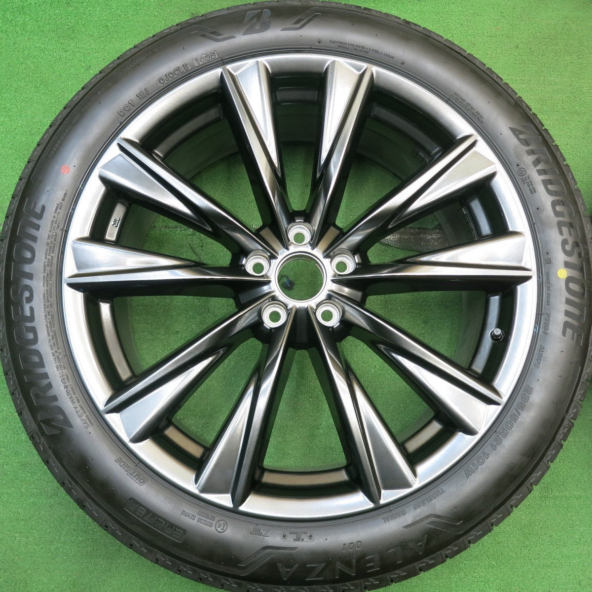 新車外し!25年★レクサス RX Fスポーツ 純正 235/50R21 ブリヂストン アレンザ 001 21インチ PCD114.3/5H★5051806HAノ