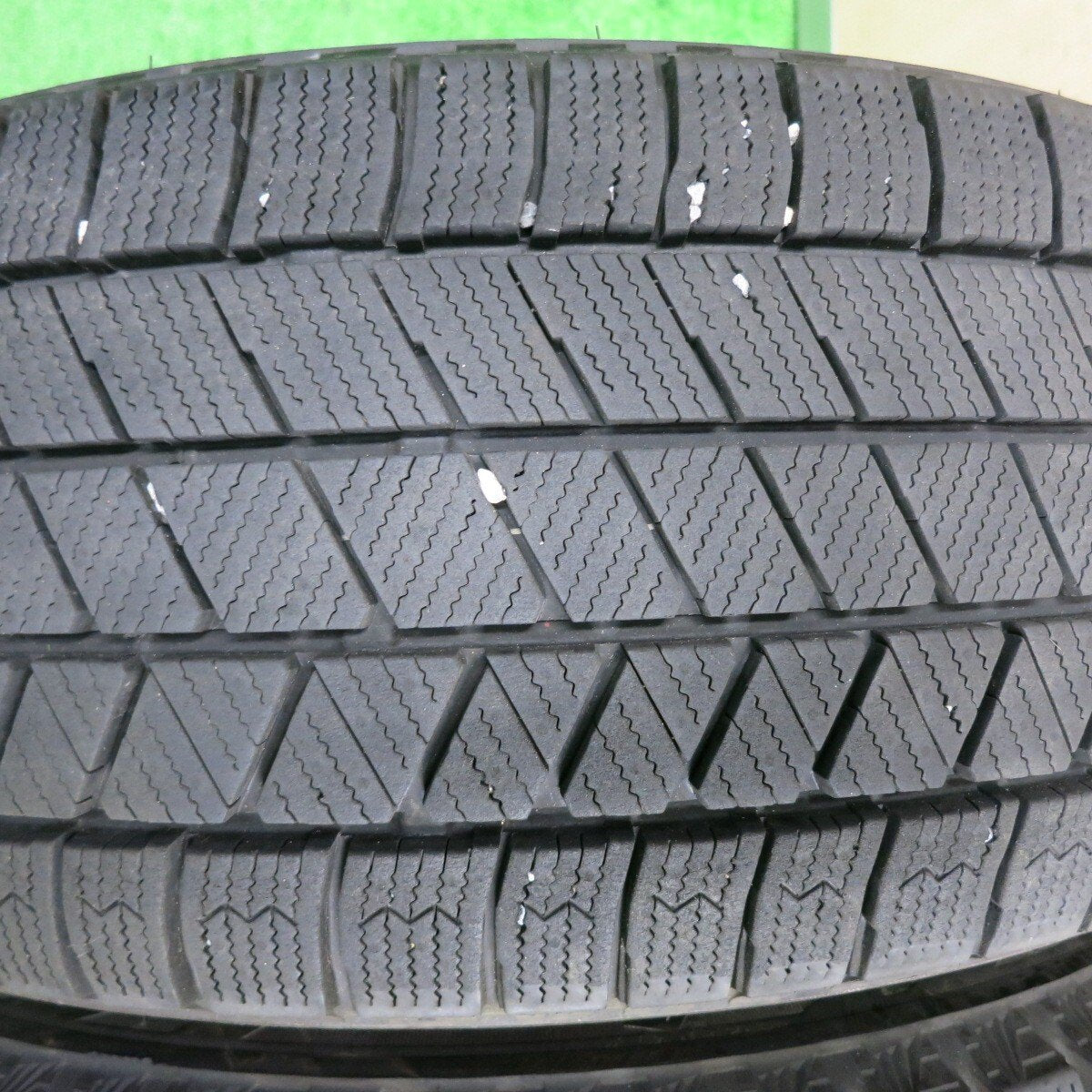 バリ溝!22年!キレイ!9.5分★トヨタ 30系 アルファード ヴェルファイア 純正 225/60R17 スタッドレス ブリヂストン ブリザック VRX3 17インチ PCD114.3/5H★4112605TNス