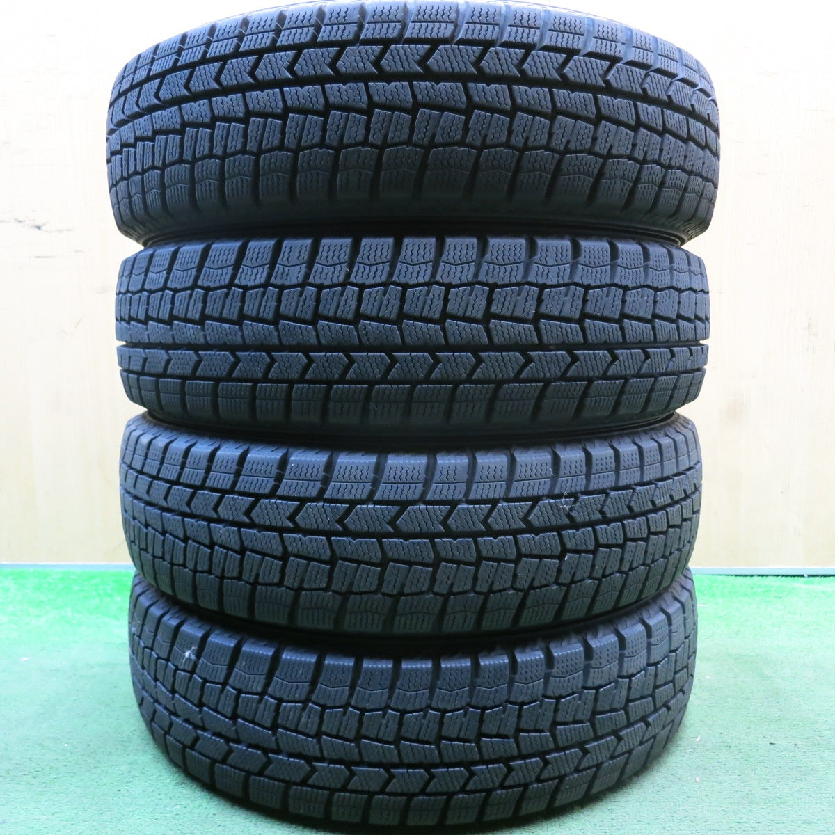 バリ溝!21年!9.5分★スタッドレス 155/65R14 ダンロップ ウインターマックス WM02 タイヤ 14インチ タント ムーヴ キャンバス N-ONE 等★5100401HAスタ
