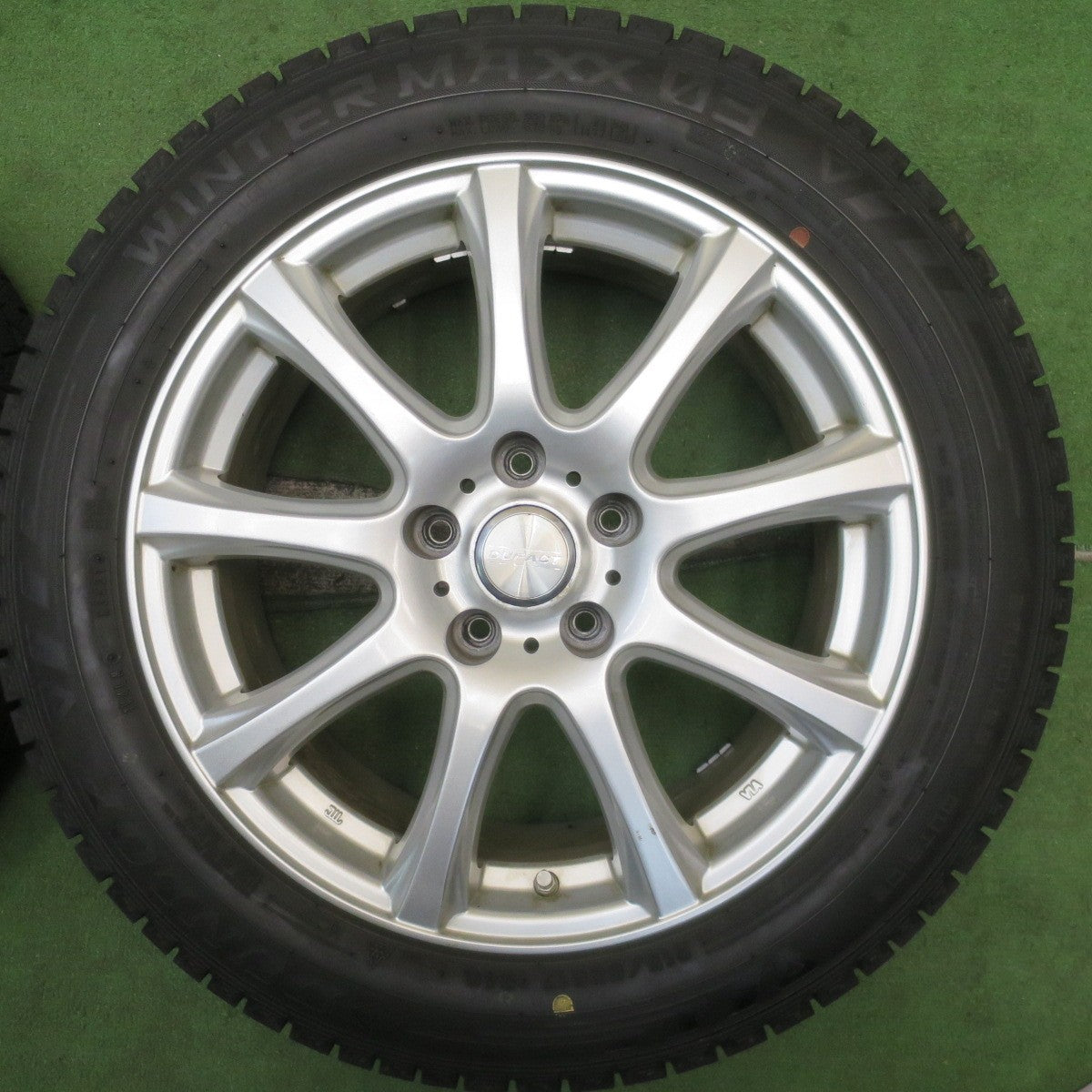 バリ溝!21年!キレイ!9.5分★スタッドレス 215/55R17 ダンロップ ウインターマックス 03 DUFACT デュファクト 17インチ PCD114.3/5H★5092405NJス