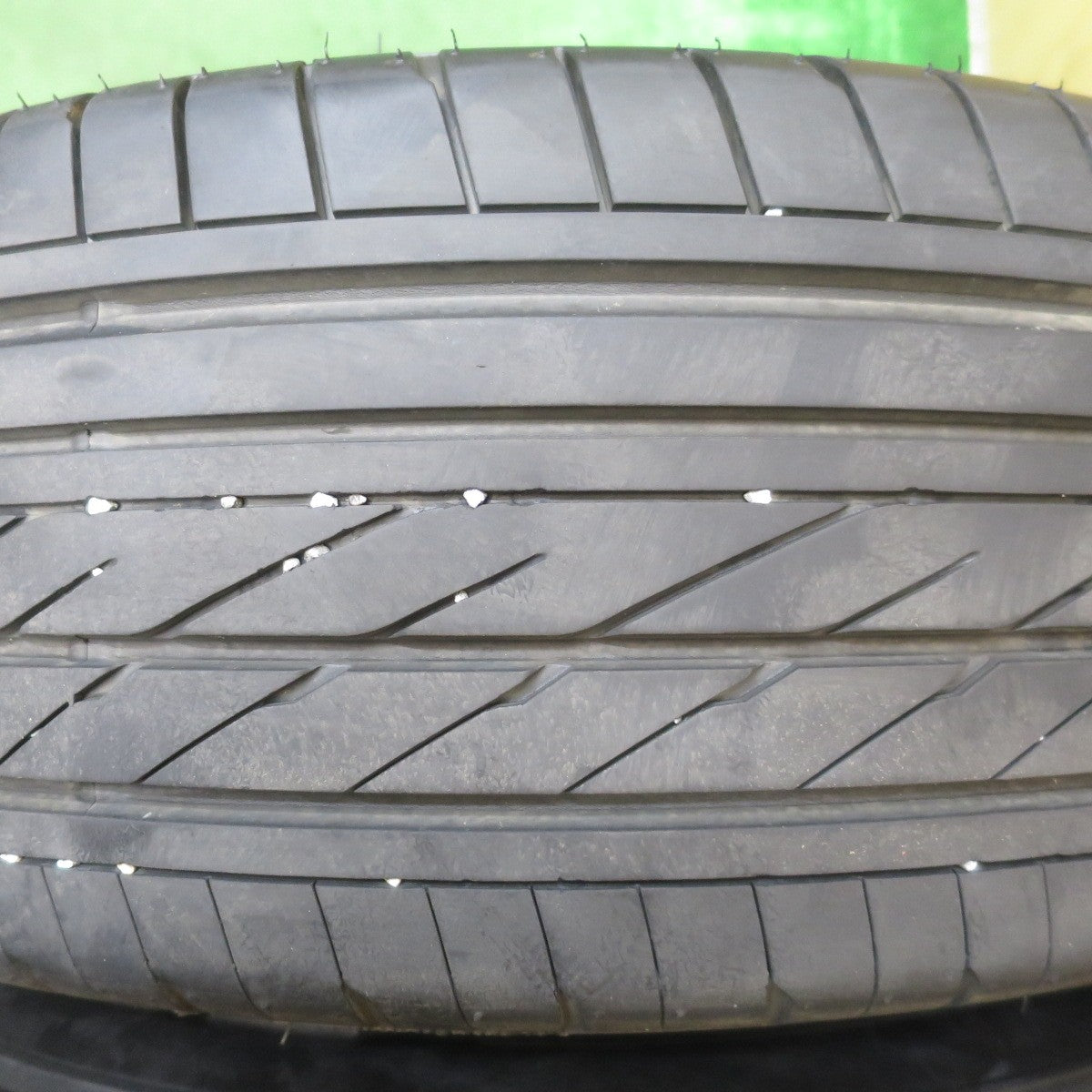 2本価格!22年★215/65R16C 109/107R グッドイヤー イーグル #1 ナスカー ホワイトレター EAGLE NASCAR タイヤ ハイエース 等★5072101NJノ