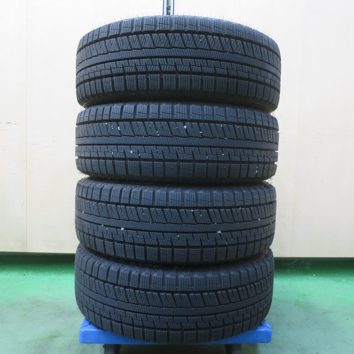 バリ溝!25年!キレイ!9.5分以上◎STEALTH RACING 165/50R16 スタッドレス グリップマックス GRIP ICE X ステルス レーシング 16インチ PCD100/4H◎6070801イス