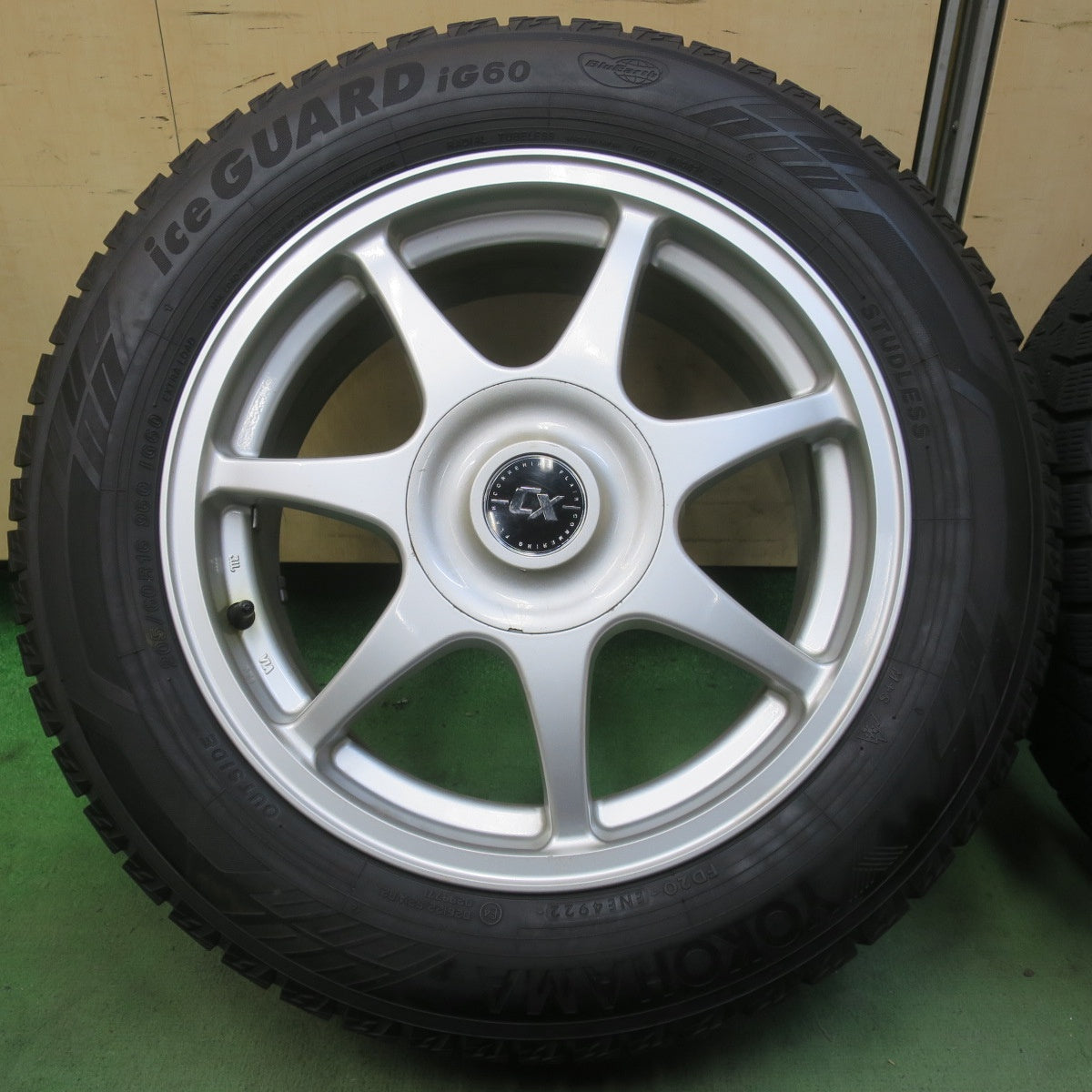 バリ溝!22年!9.5分◎スタッドレス 205/60R16 ヨコハマ アイスガード iG60 CX CORNERING FLAIR PCD 100 114.3 /5H マルチ◎6101607イス