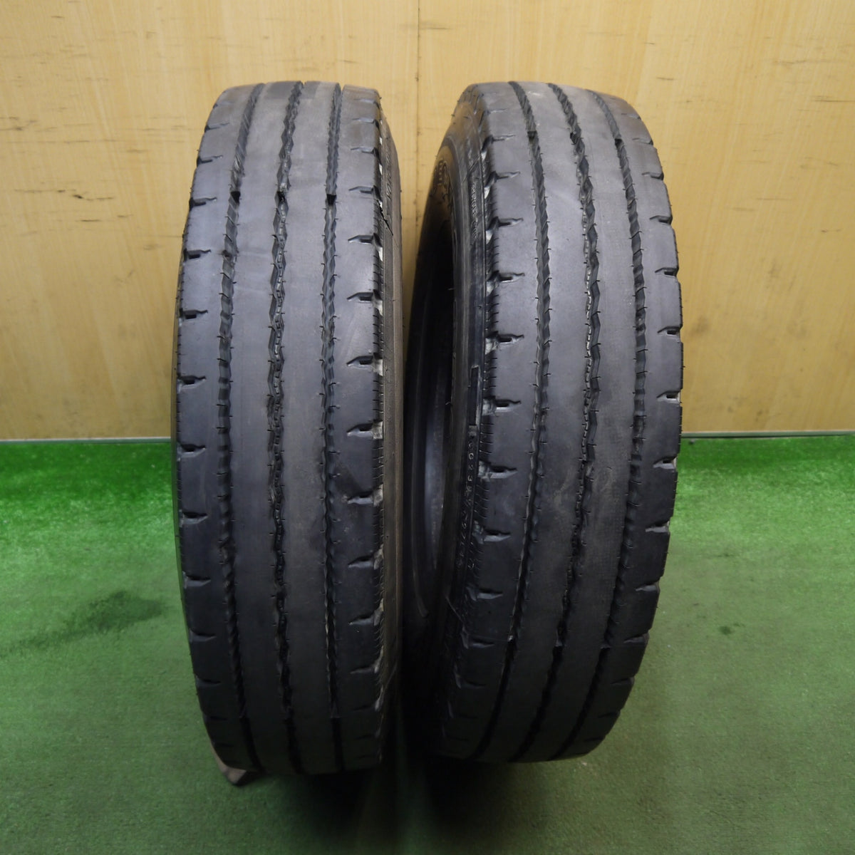 バリ溝!9分!2本★トラック 再生 タイヤ 225/80R17.5 123/122L ヨコハマ MY247 ダンロップ デクテス SP001 ベース DECTES 17.5インチ★6032510Hノタ