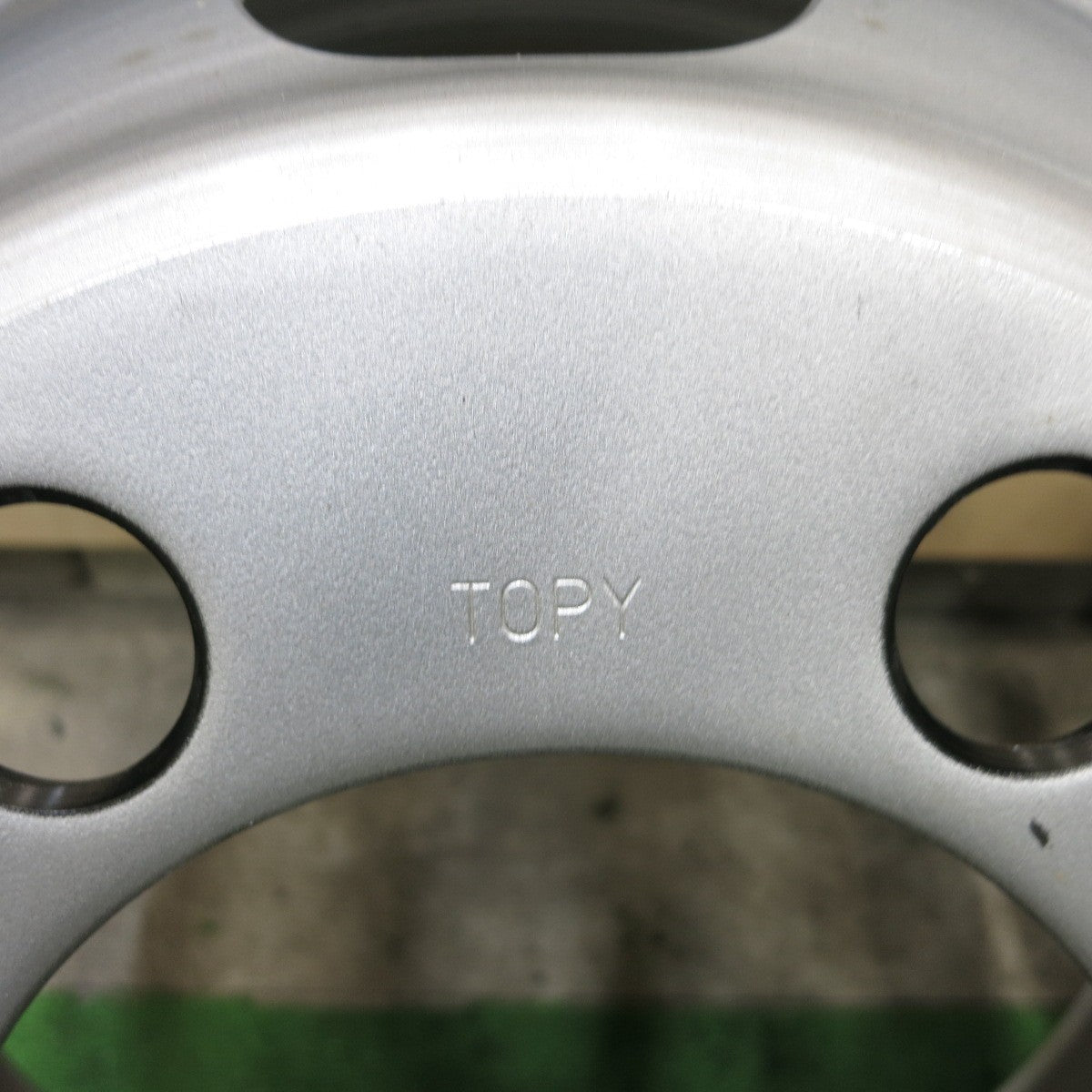キレイ!6本★トラック TOPY スチール ホイール DM3N 17.5×6.00 127-9CS 17.5インチ トピー PCD222.25/6H★5101102ナホ