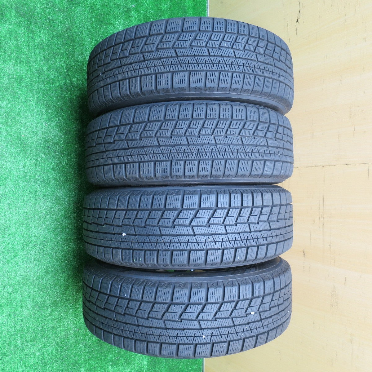 バリ溝!キレイ!9.5分★スタッドレス 205/60R16 ヨコハマ アイスガード iG60 DILETTO ディレット 16インチ PCD114.3/5H★5100805NJス