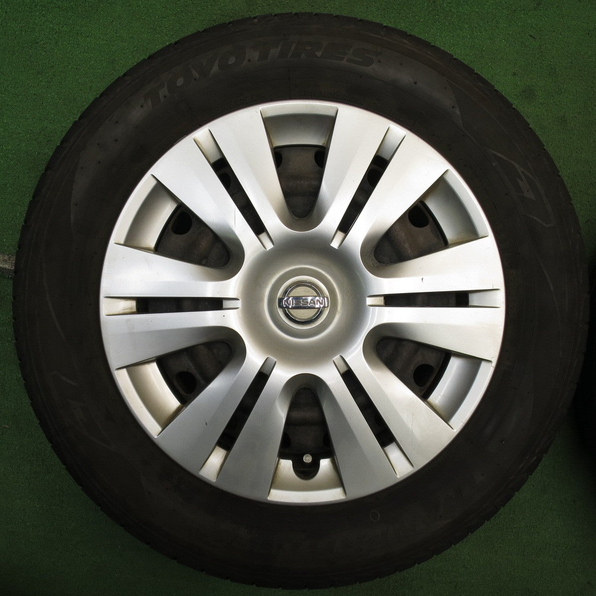 バリ溝!23年!9.5分★日産 セレナ 純正 スチール 195/65R15 トーヨー トランパス MP7 15インチ PCD114.3/5H★5060303NJノ