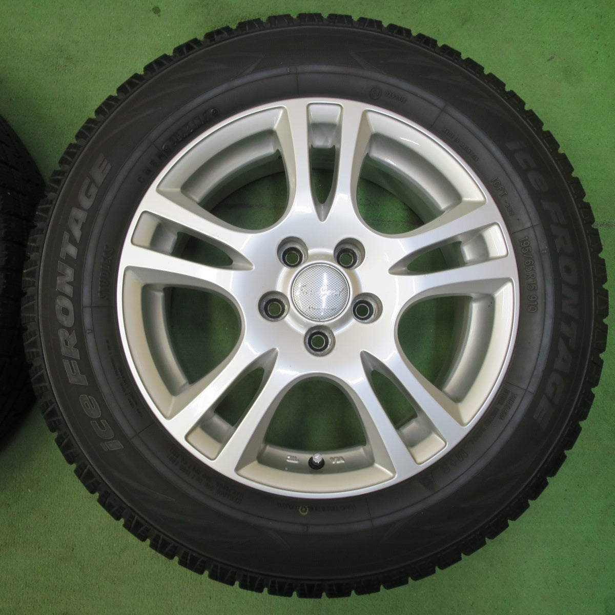 バリ溝!9.5分★プリウス 等 195/65R15 スタッドレス アイスフロンテージ EuroSpeed MANARAY SPORT ユーロスピード 15インチ PCD100/5H★5051507イス