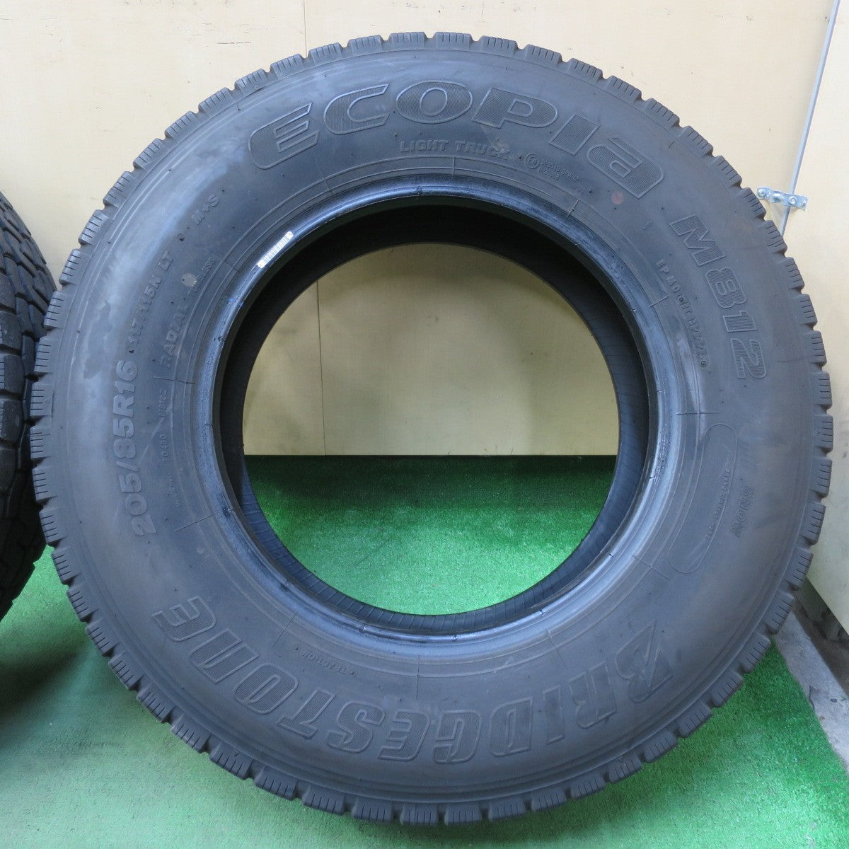 バリ溝!25年!8.5分!6本★トラック タイヤ 205/85R16 117/115N ブリヂストン エコピア M812 ミックス オールシーズン 16インチ★5102312イスタ