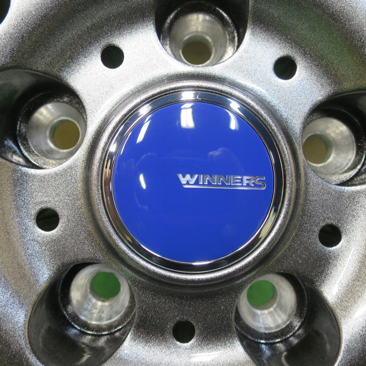 未使用!24年★スタッドレス 215/60R16 ブリヂストン ブリザック VRX3 WINNERS ウィナーズ 16インチ PCD114.3/5H★5092906イス
