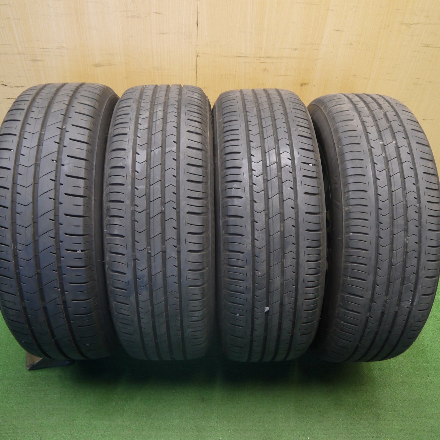 バリ溝!キレイ!9分★205/60R16 ブリヂストン エコピア NH100RV BALMINUM T10 バルミナ 16インチ PCD114.3/5H★6040604Hノ
