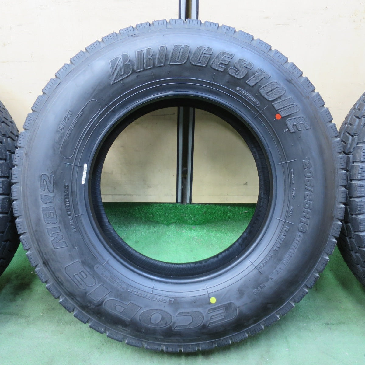 ほぼ未使用!25年!6本★トラック タイヤ 205/85R16 117/115N ブリヂストン エコピア M812 ミックス オールシーズン 16インチ★6020610イスタ